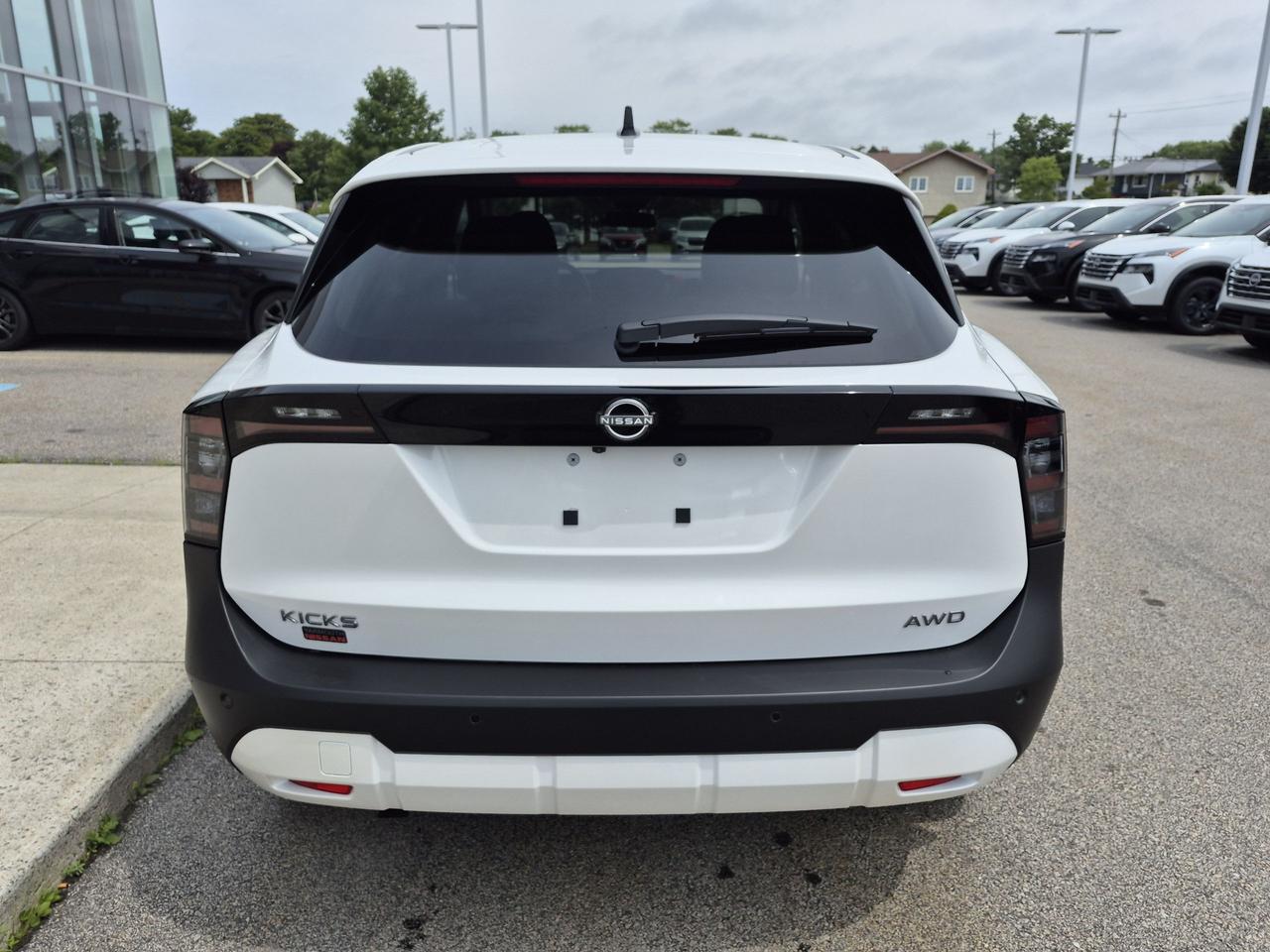 2026 Nissan Kicks SV Photo3