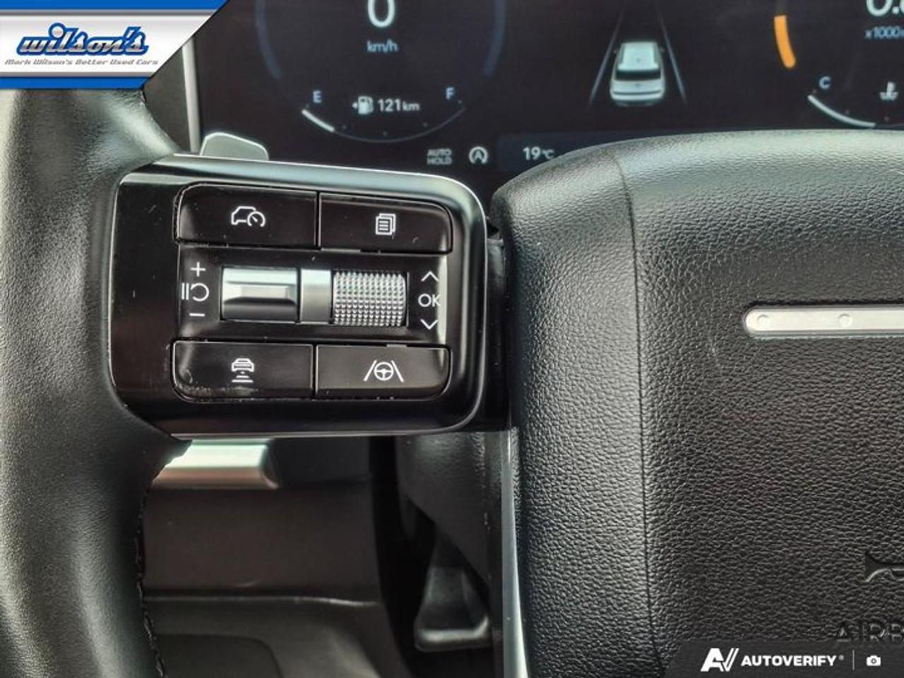 2025 Hyundai Santa Fe XRT AWD | 3rd Row | Sunroof | Leather | Heated Steering + Seats | Power Liftgate | and More ! Photo