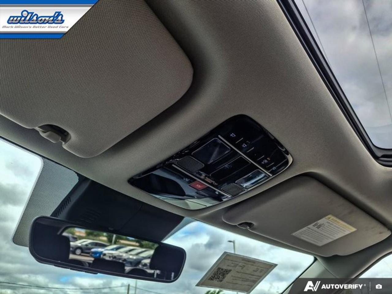 2025 Hyundai Santa Fe XRT AWD | 3rd Row | Sunroof | Leather | Heated Steering + Seats | Power Liftgate | and More ! Photo