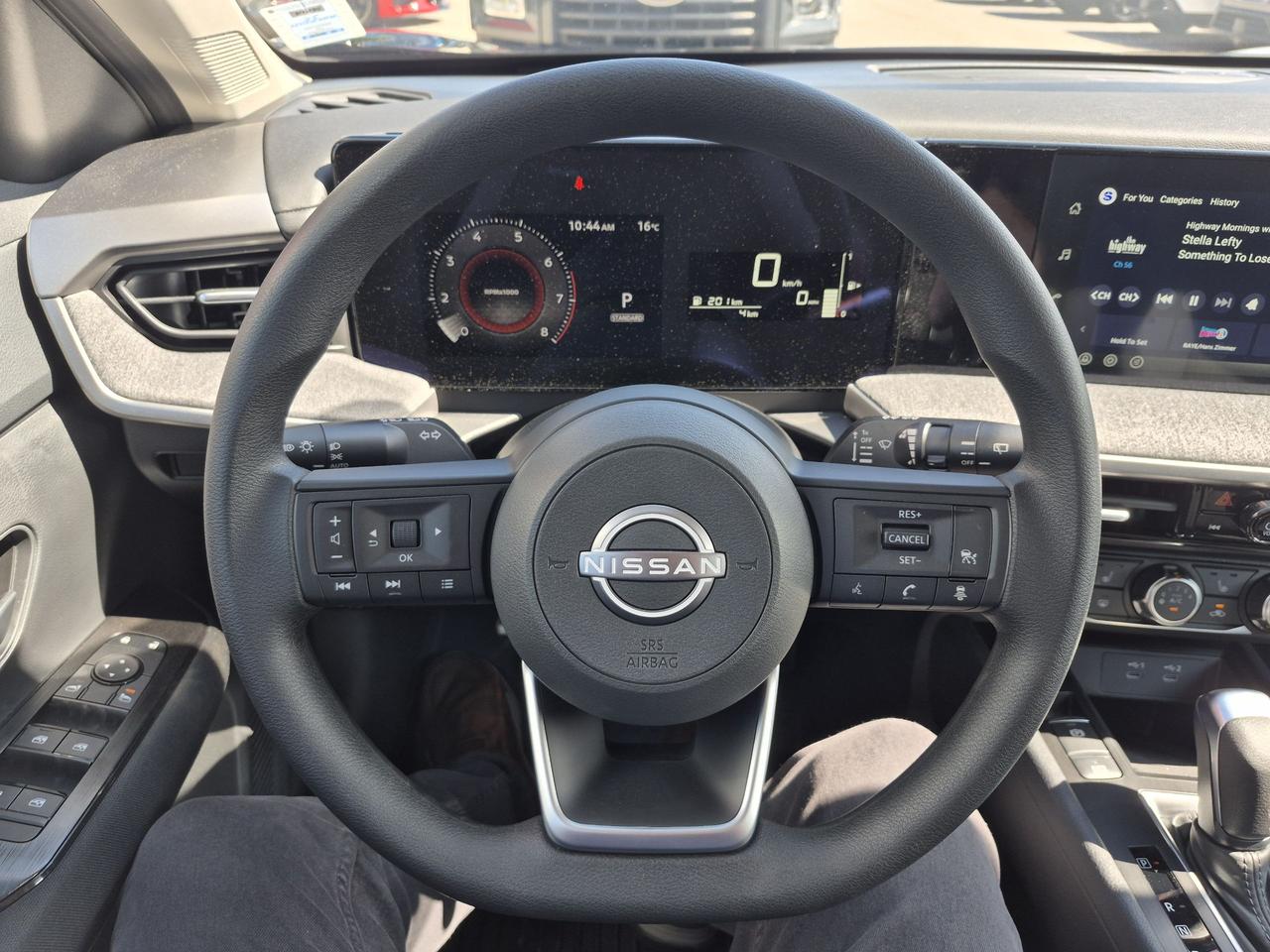 2026 Nissan Kicks S Photo