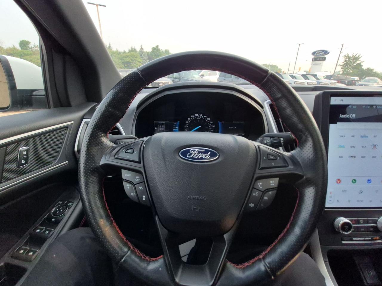 2022 Ford Edge ST LINE! 2L ENGINE, GREAT ON GAS! MINT! 20'S! Photo