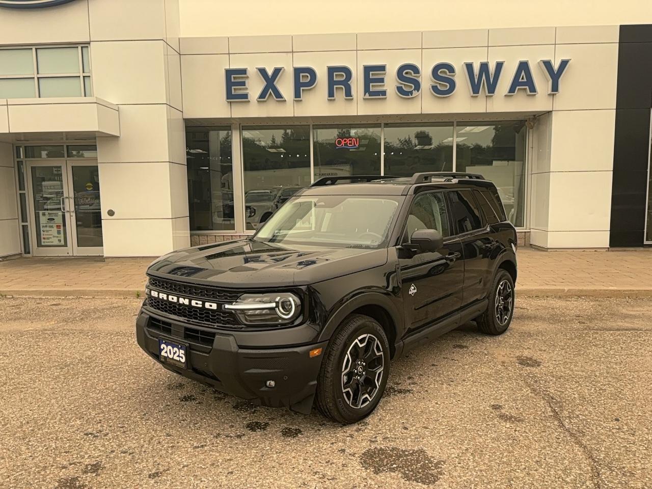 2025 Ford Bronco Sport OUTERBANKS WITH TECH PACKAGE! MOONROOF! LOADED! Photo0