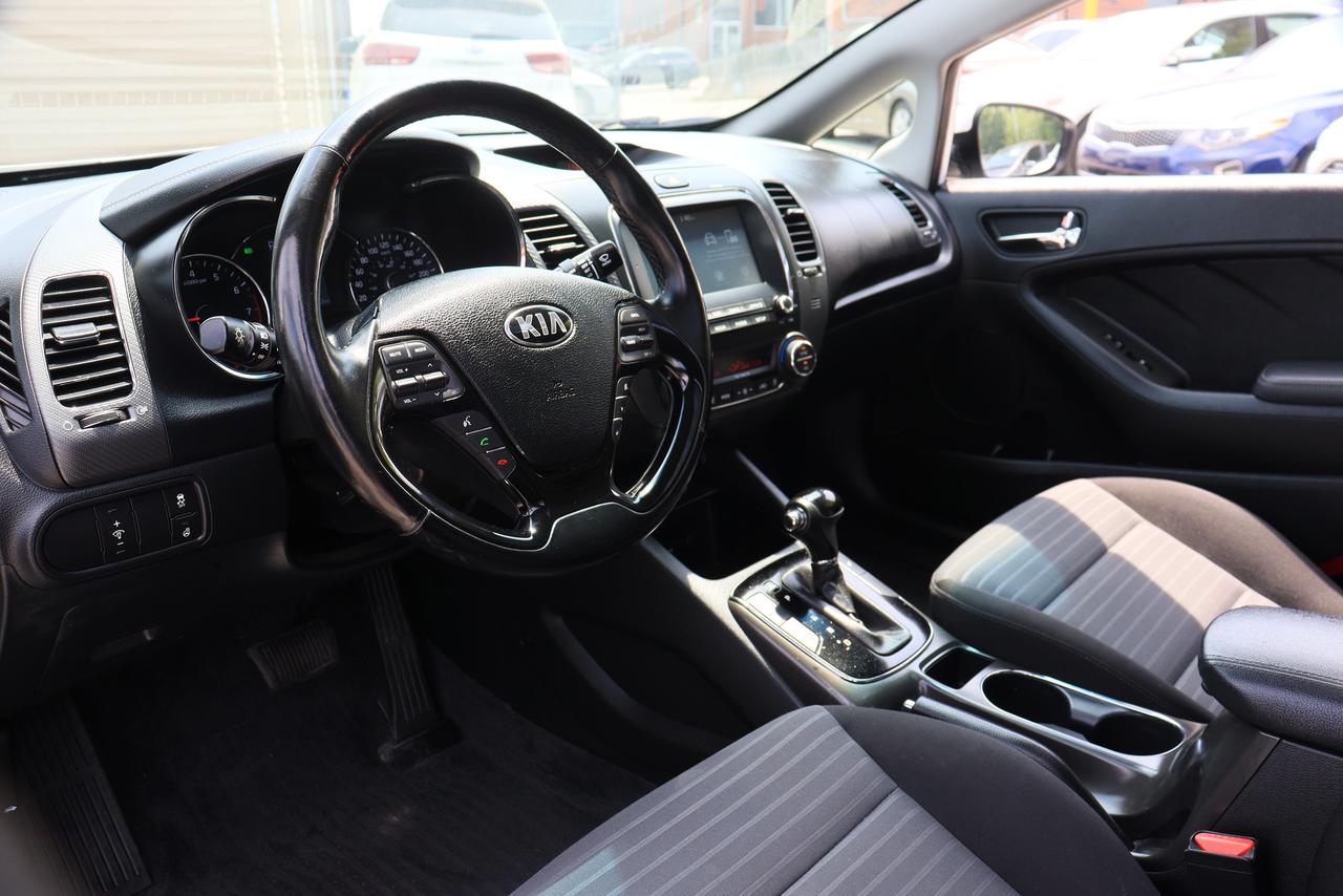 2018 Kia Forte EX | Auto | Sunroof | CarPlay | Cam | Alloys ++ Photo64