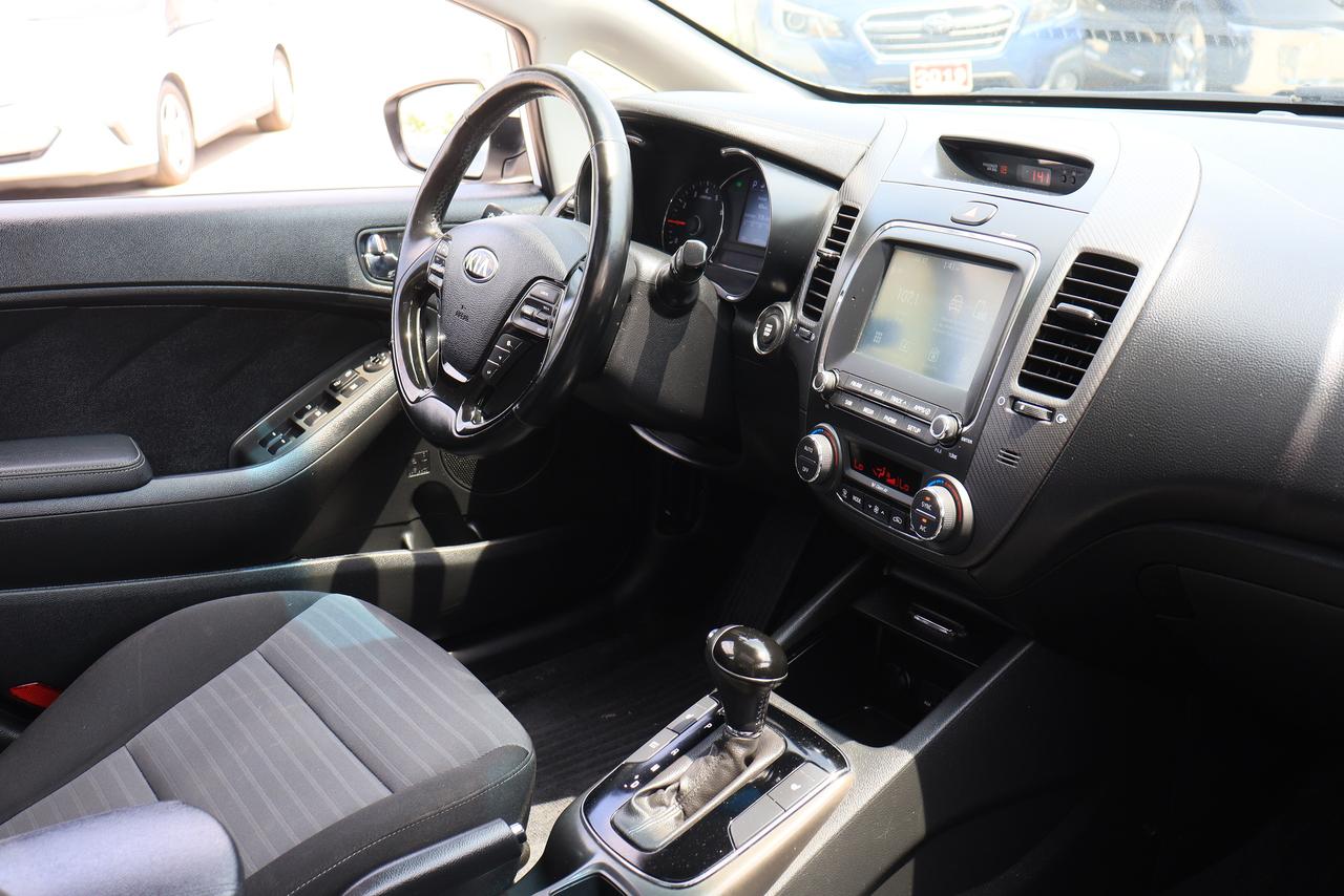 2018 Kia Forte EX | Auto | Sunroof | CarPlay | Cam | Alloys ++ Photo70