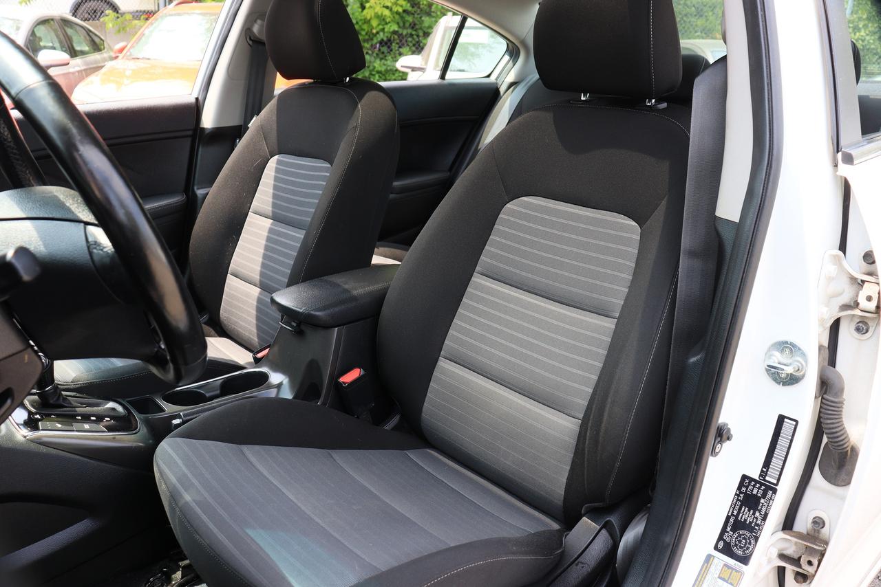 2018 Kia Forte EX | Auto | Sunroof | CarPlay | Cam | Alloys ++ Photo65