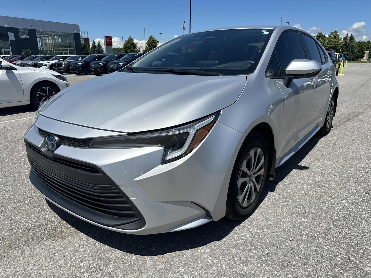 Used 2024 Toyota Corolla Hybrid LE | AWD | CarPlay | Cam | Like New! for sale in Oshawa, ON