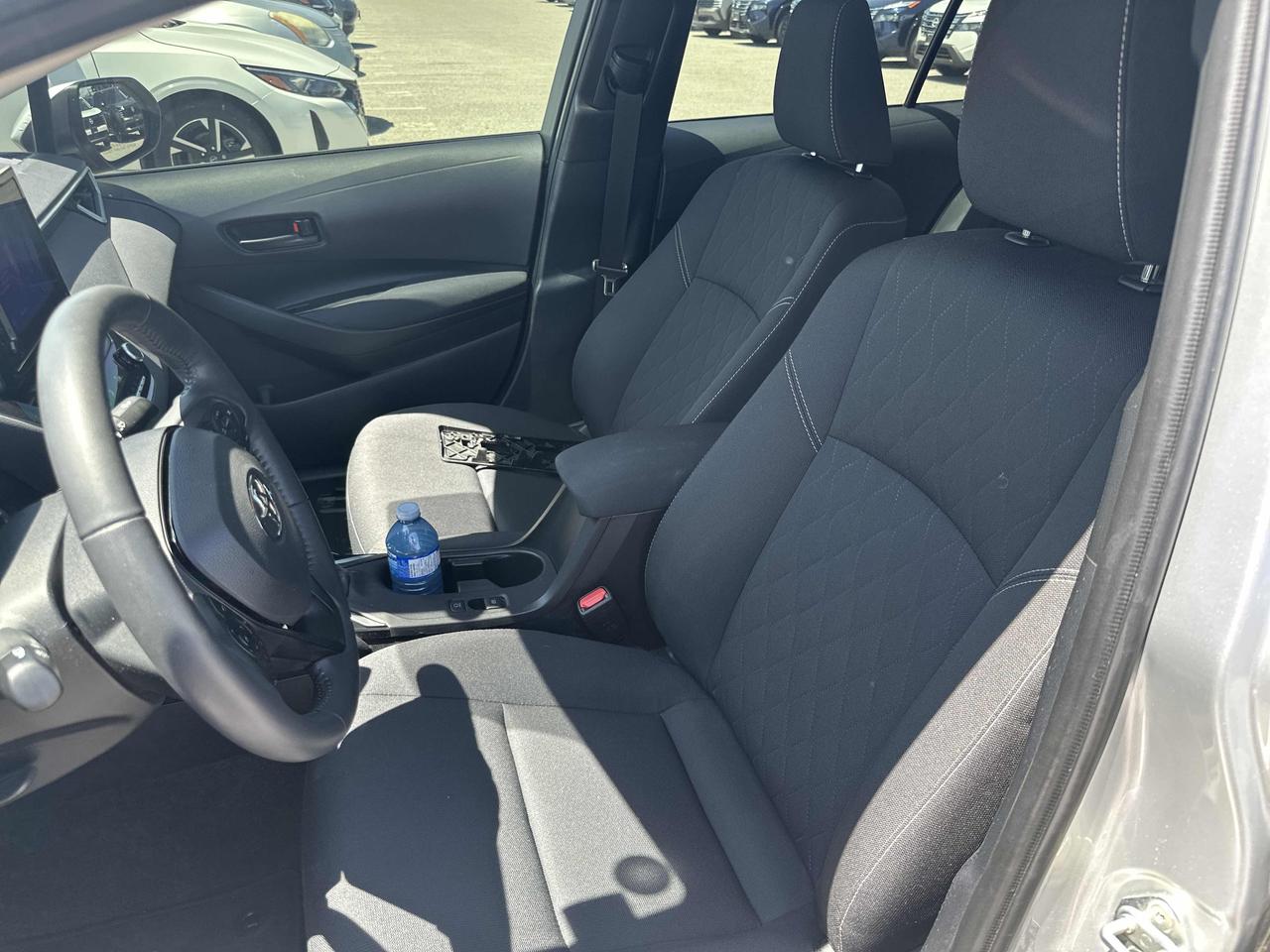 2024 Toyota Corolla Hybrid LE | AWD | CarPlay | Cam | Like New! Photo13