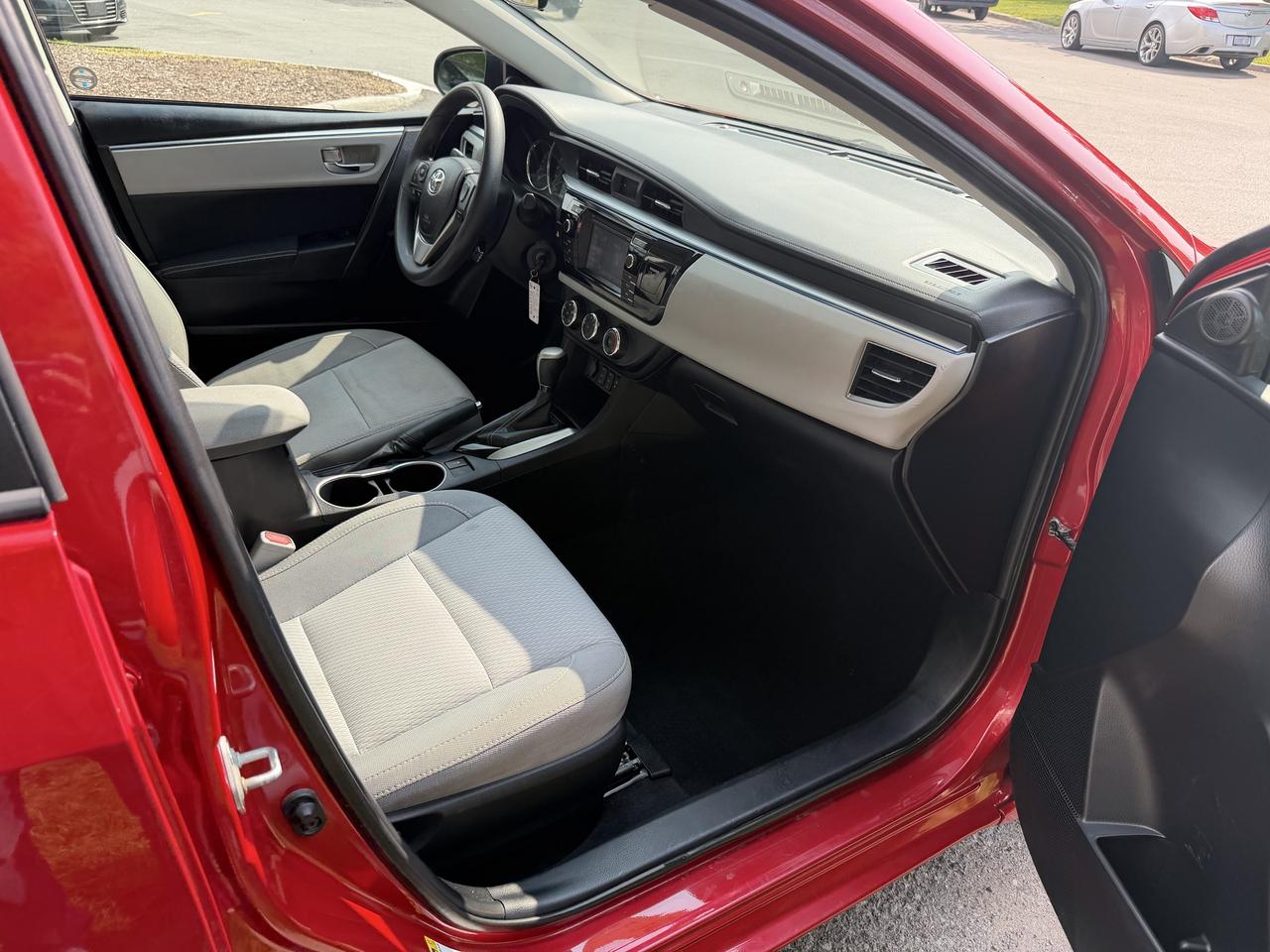 2014 Toyota Corolla LE, HEATED SEATS, BACK-UP CAM AND MORE!! Photo