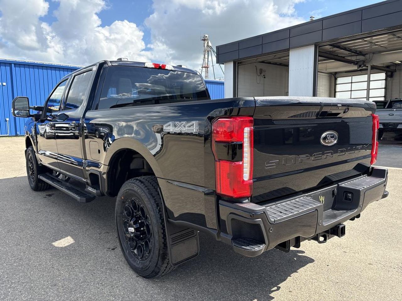 2026 Ford F-250 Super Duty SRW XLT 6.8' Box 603A Photo4