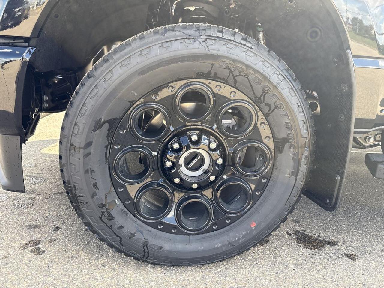2026 Ford F-250 Super Duty SRW XLT 6.8' Box 603A Photo2