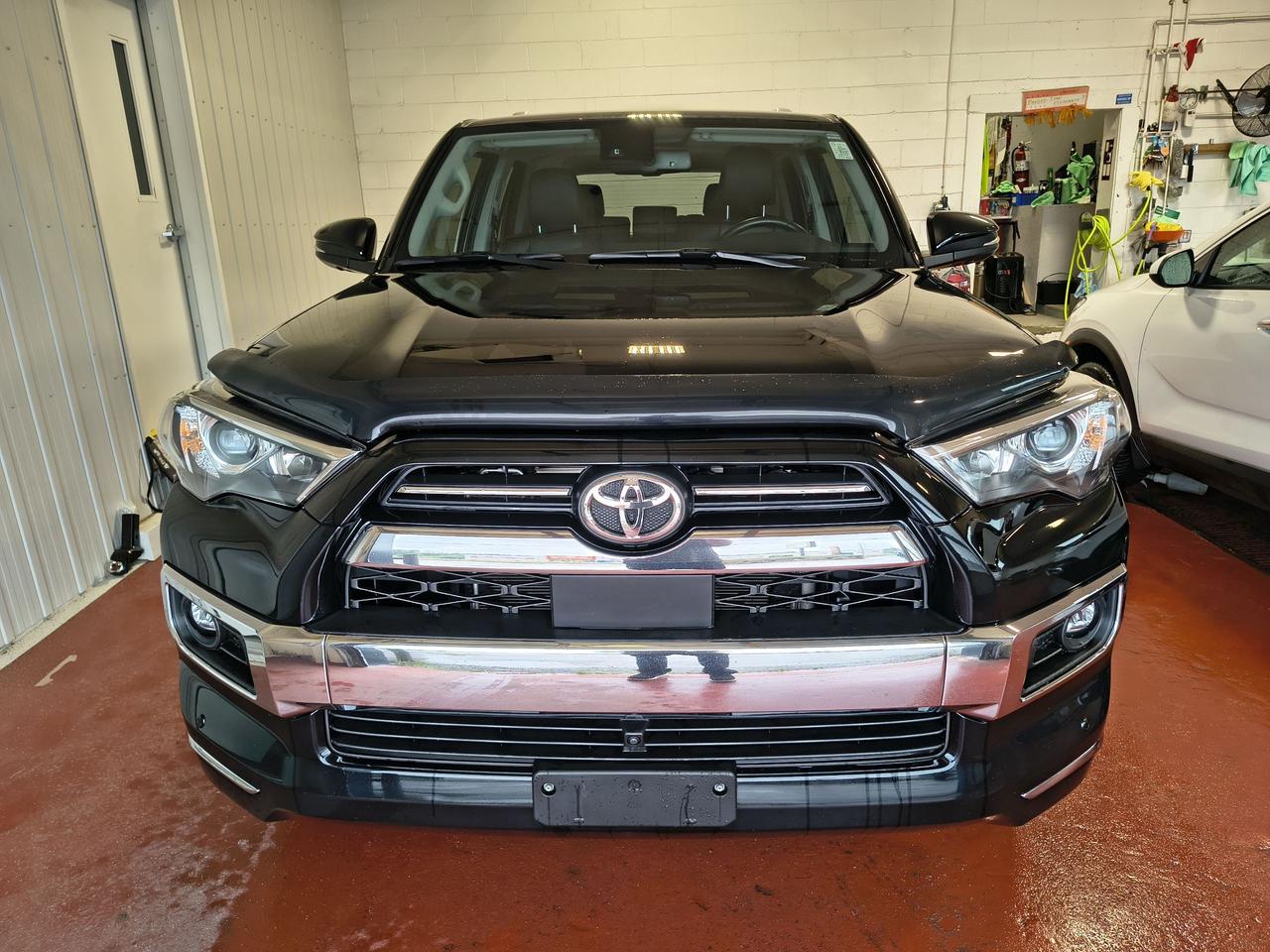 2024 Toyota 4Runner Limited Photo0