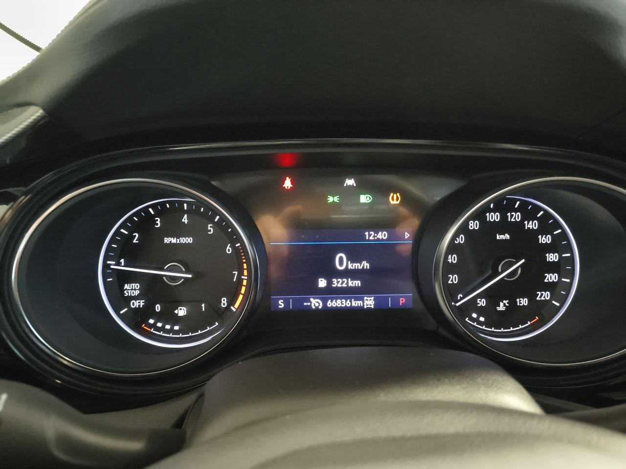 2023 Buick Encore GX Essence Photo0
