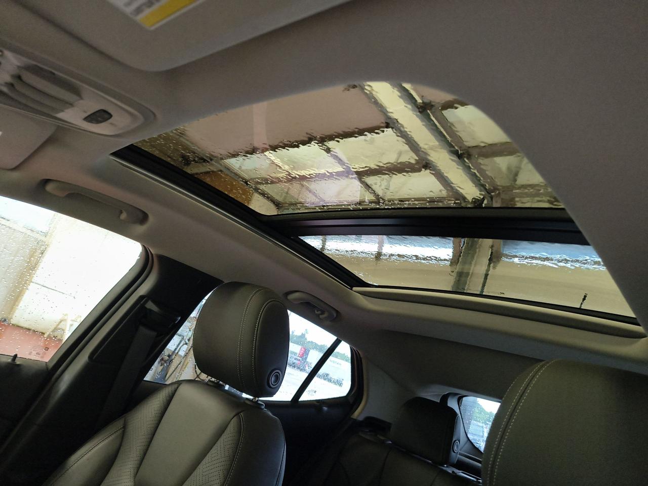 2023 Buick Encore GX Essence Photo0