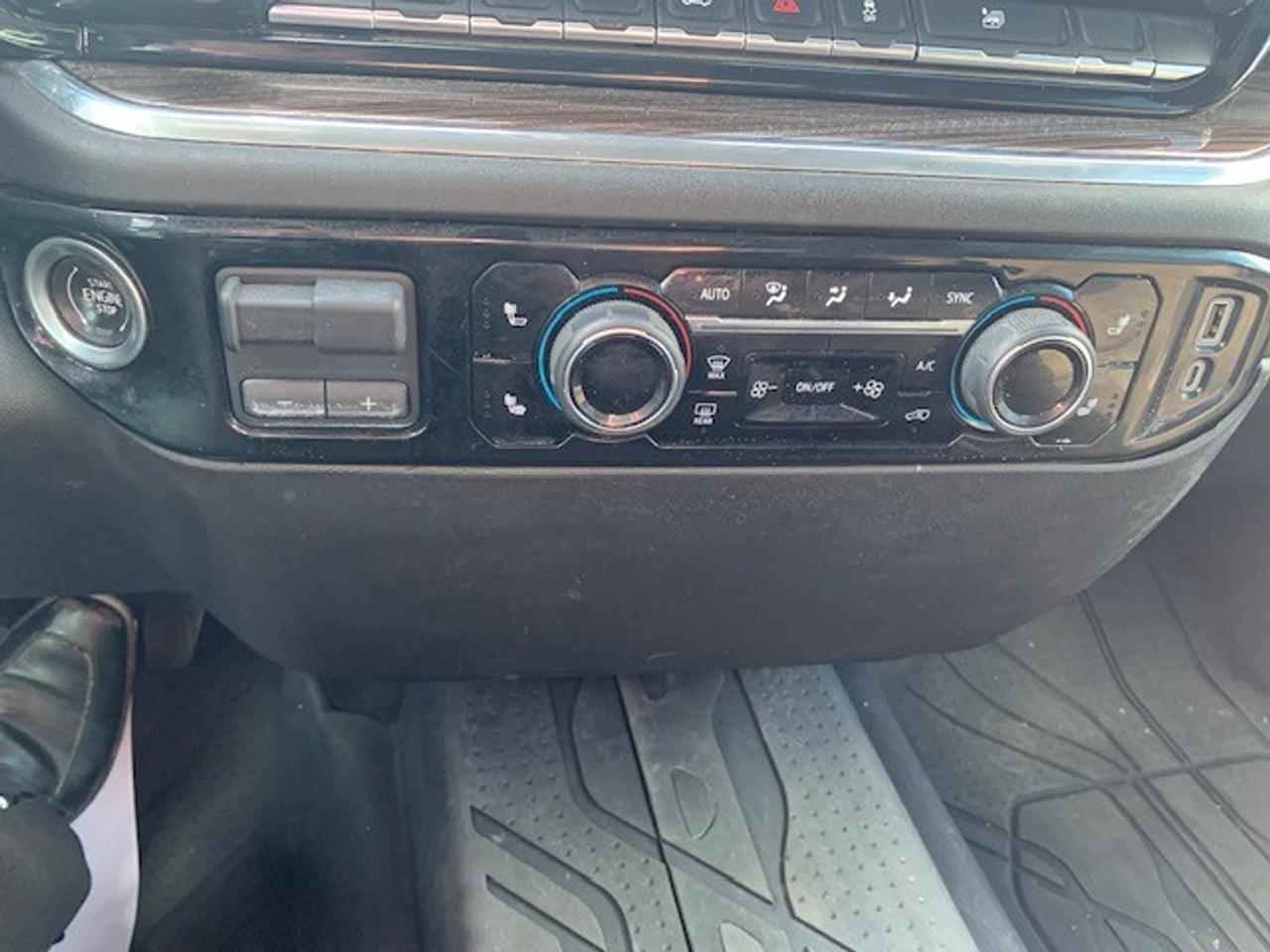 2024 Chevrolet Silverado 1500 LT Photo