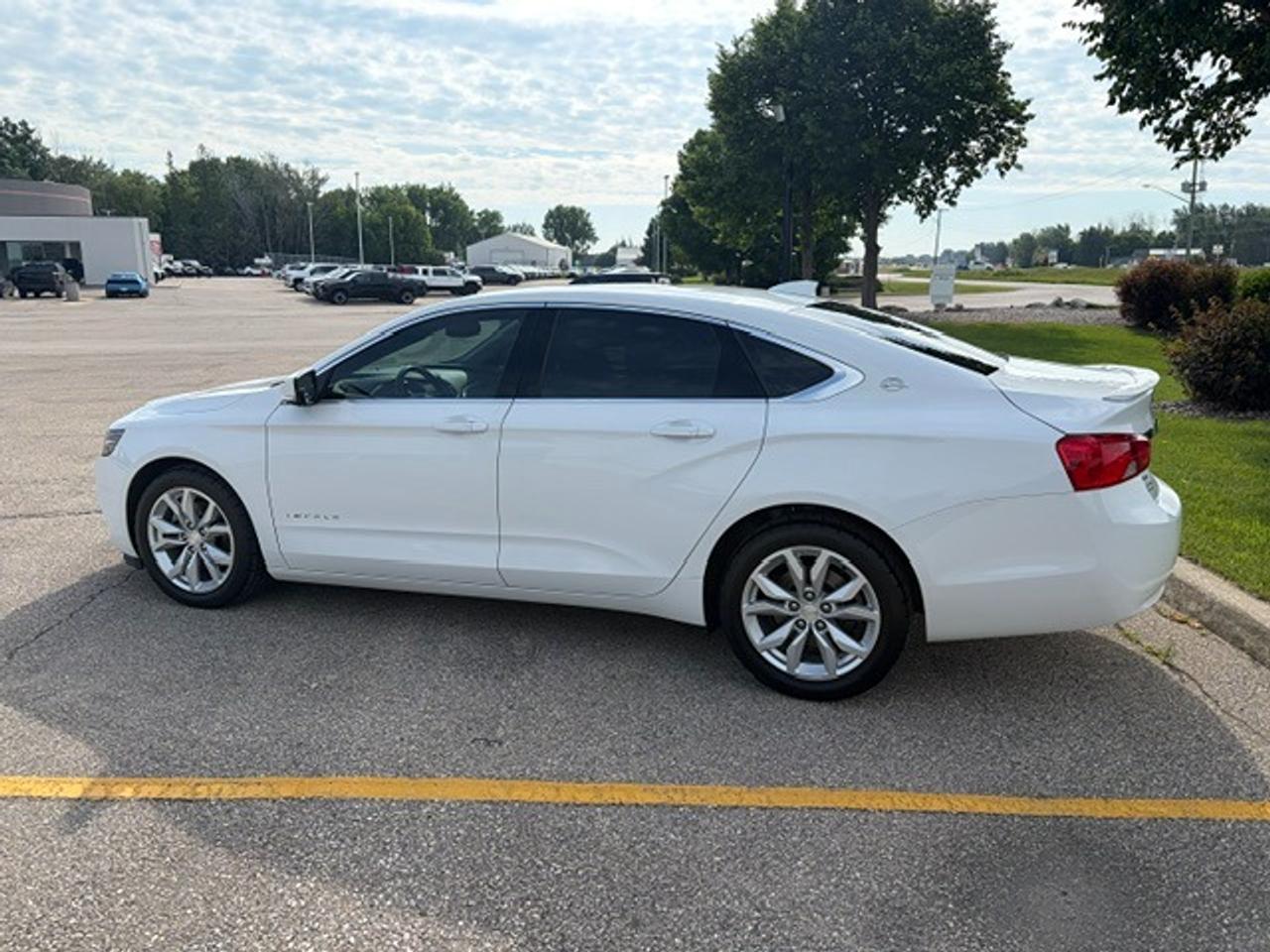 2019 Chevrolet Impala LT Photo