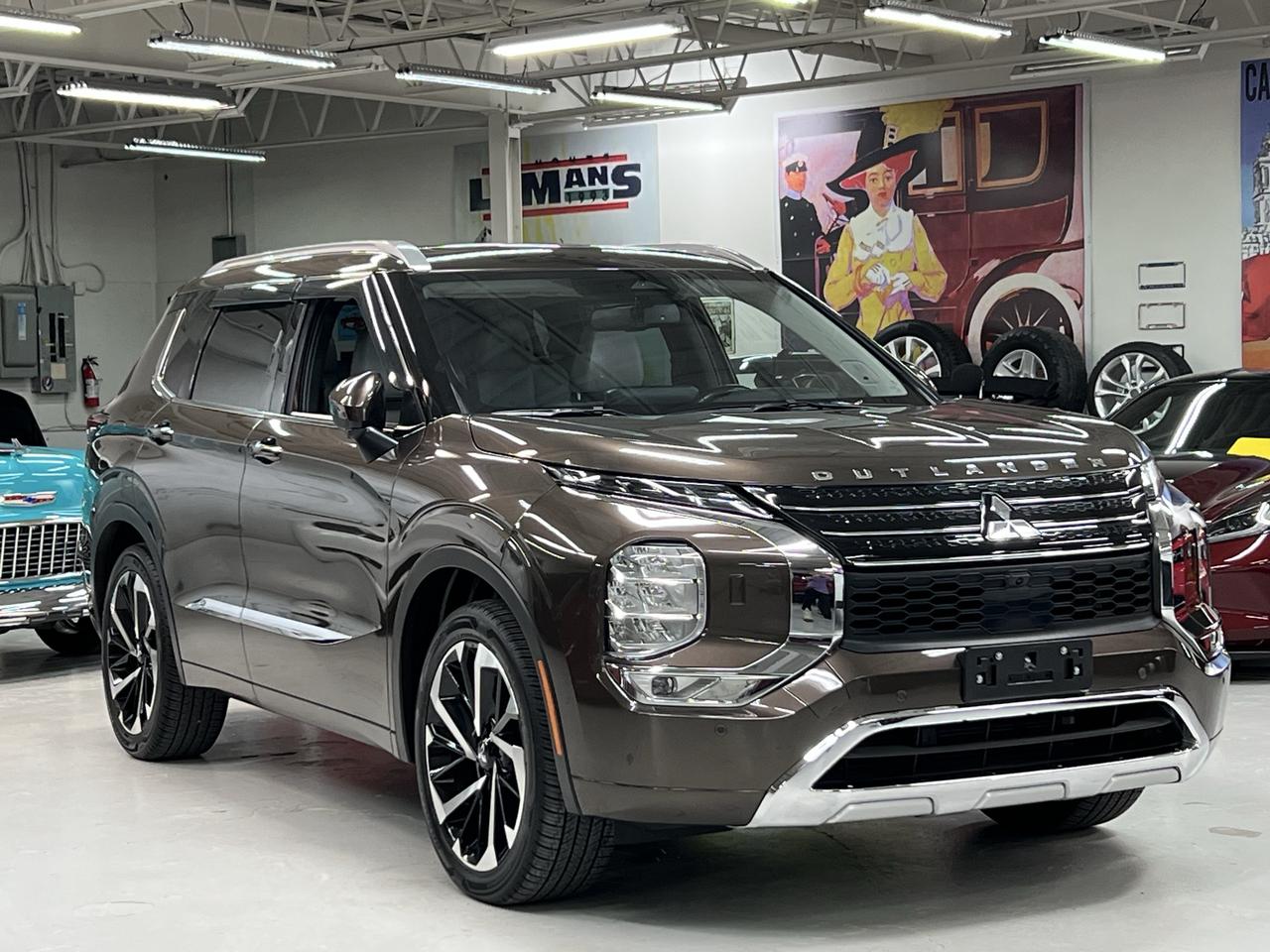 Used 2023 Mitsubishi Outlander GT PREMIUM for sale in Paris, ON