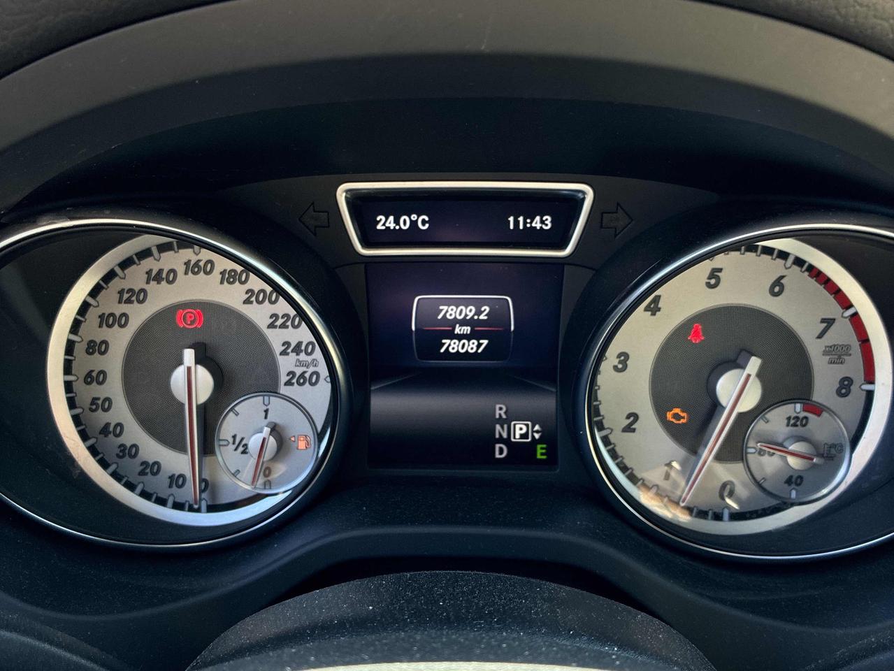 2015 Mercedes-Benz CLA-Class CLA 250 AWD, LEATHER, HEATED SEATS & MORE!!! Photo34