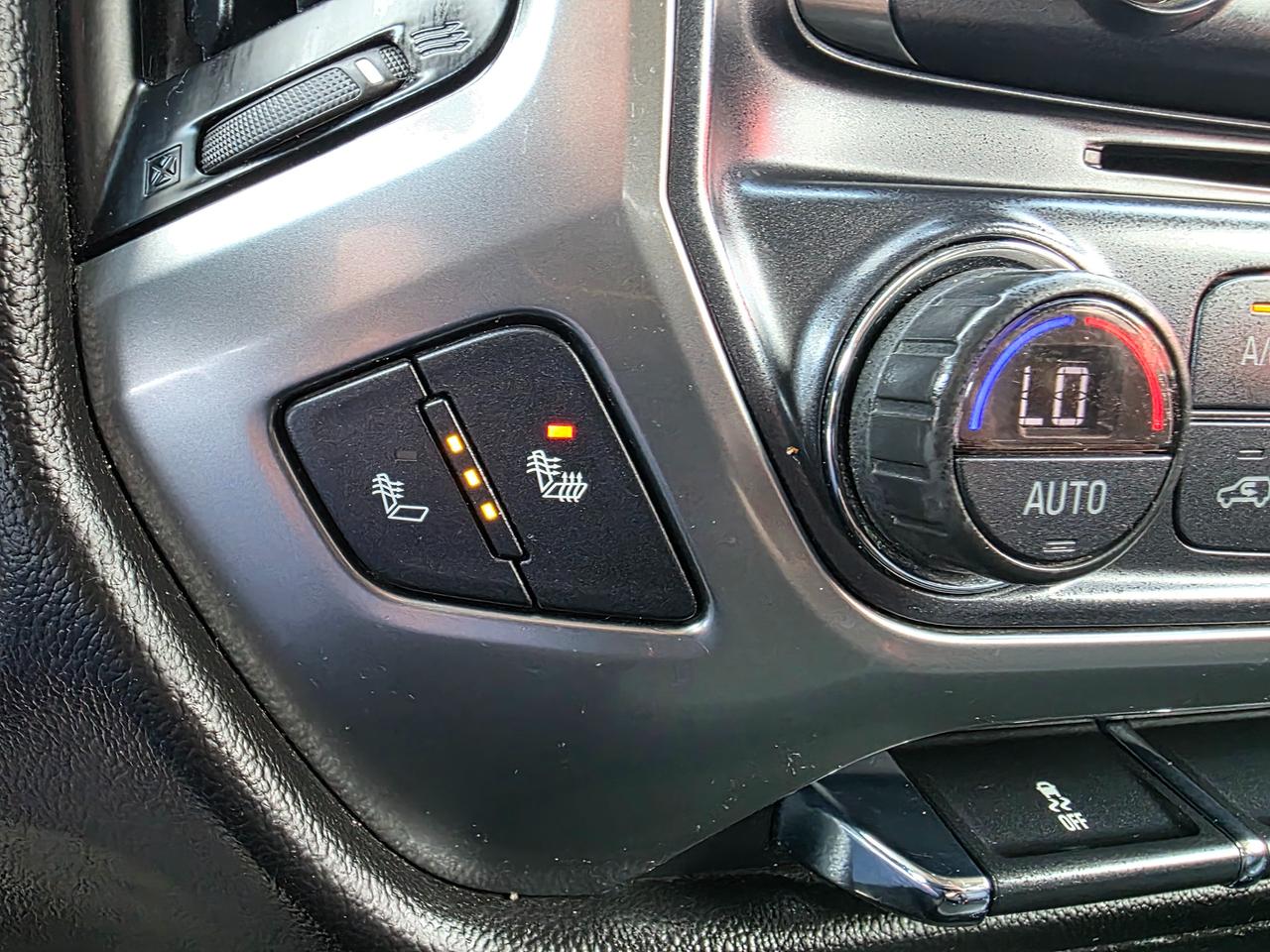 2018 Chevrolet Silverado 1500 LT 4WD Crew Cab Photo
