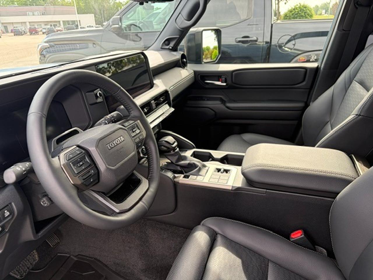2025 Toyota Land Cruiser Premium Photo