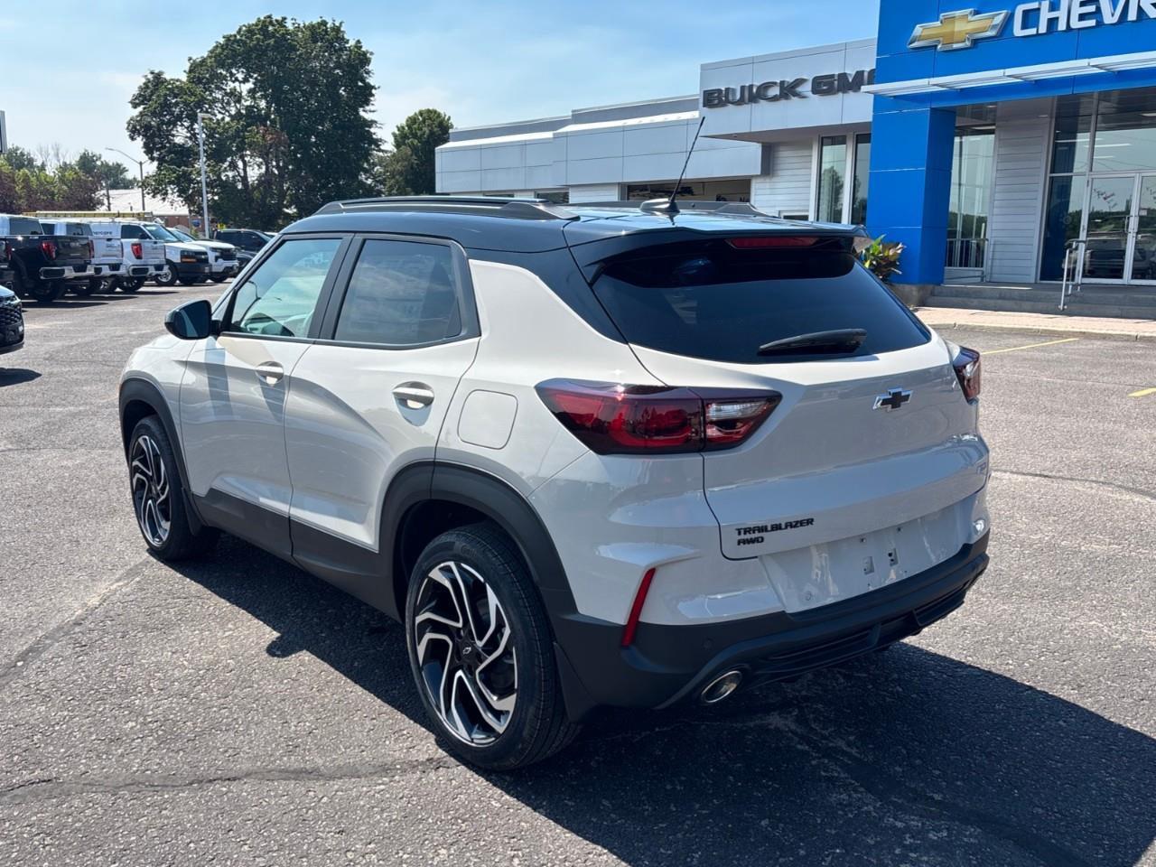 2026 Chevrolet TrailBlazer RS New Sporty 5 Passenger AWD SUV with a Panoramic Sunroof, Heated Front Seats, Heated Steering Wheel, Adaptive Cruise Control, Wireless Phone Charging, Hands Free Power Liftgate and a 11 Touchscreen Rad Photo