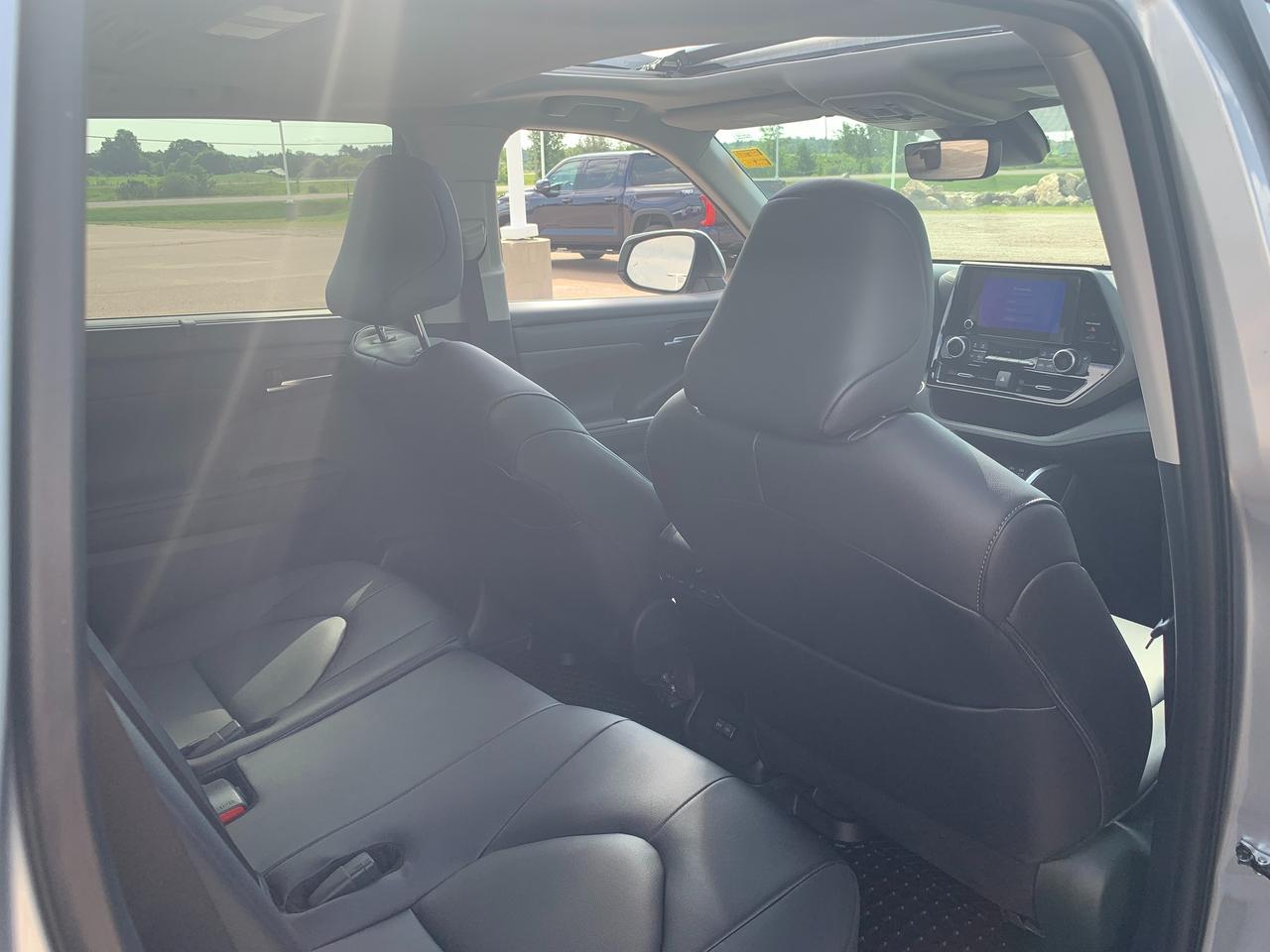 2024 Toyota Highlander XLE Photo
