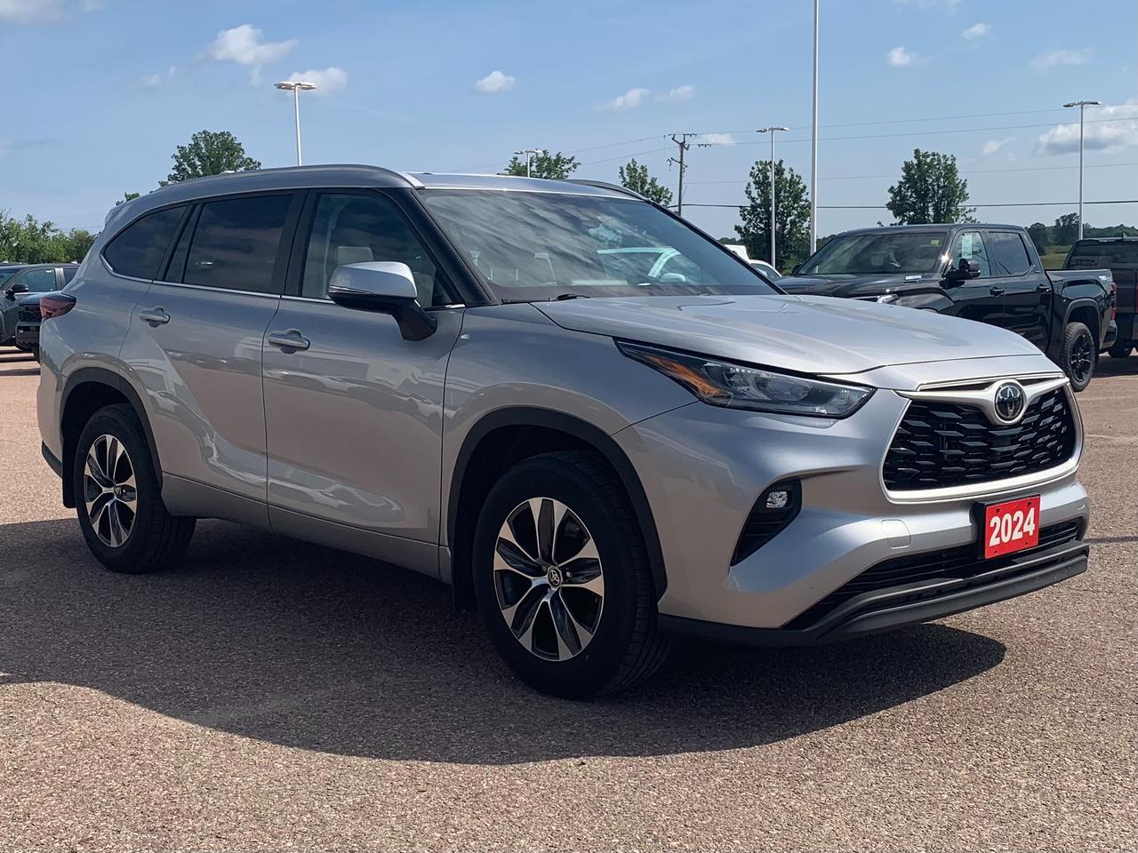 2024 Toyota Highlander XLE Photo