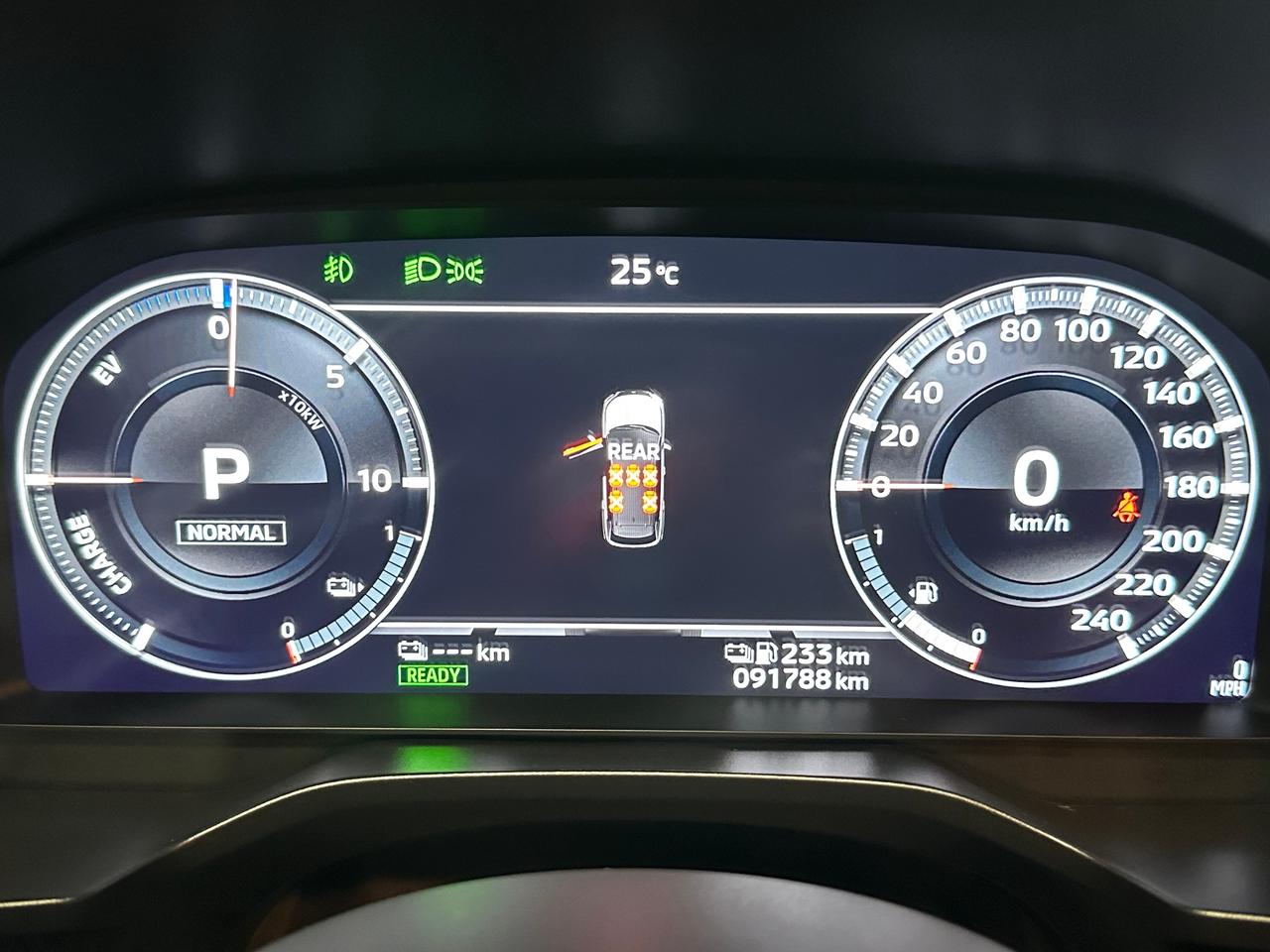 2024 Mitsubishi Outlander PHEV SEL / CLEAN CARFAX / LEATHER / NAVI / AWD / 7 PASS Photo