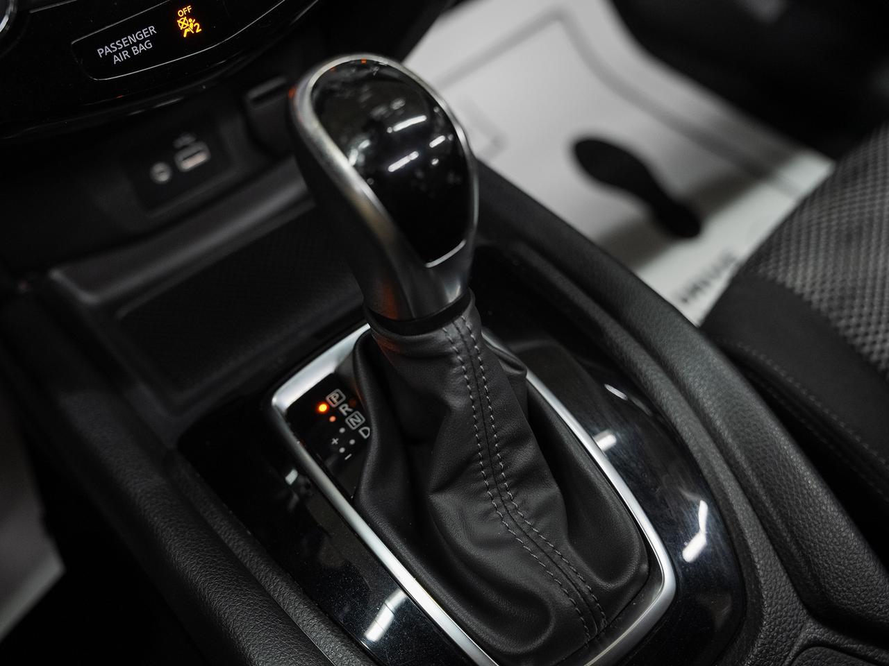 2019 Nissan Qashqai SV AWD | Sunroof | Heated Seats | BSM | CarPlay