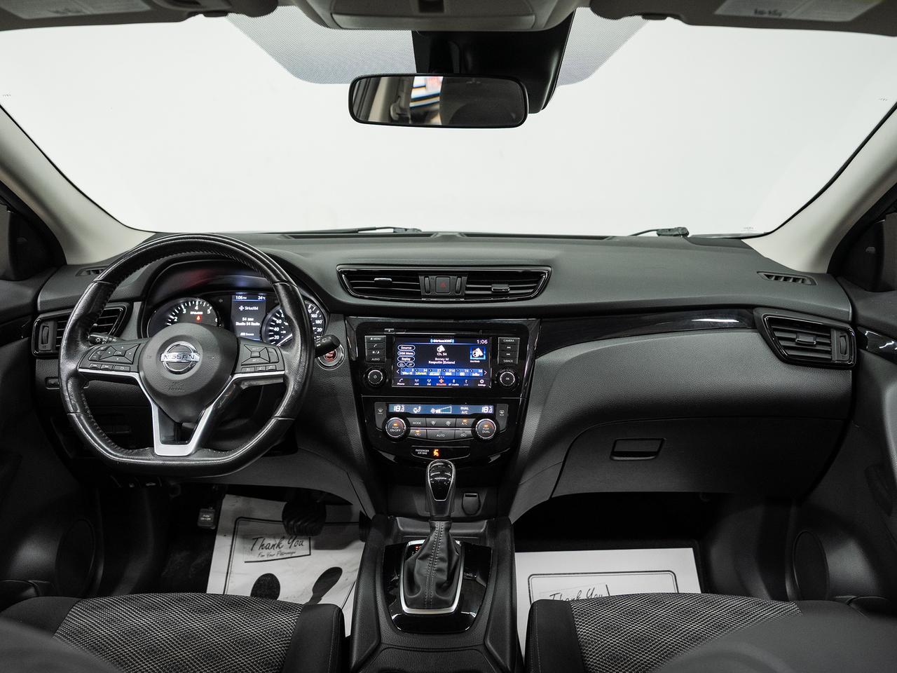 2019 Nissan Qashqai SV AWD | Sunroof | Heated Seats | BSM | CarPlay