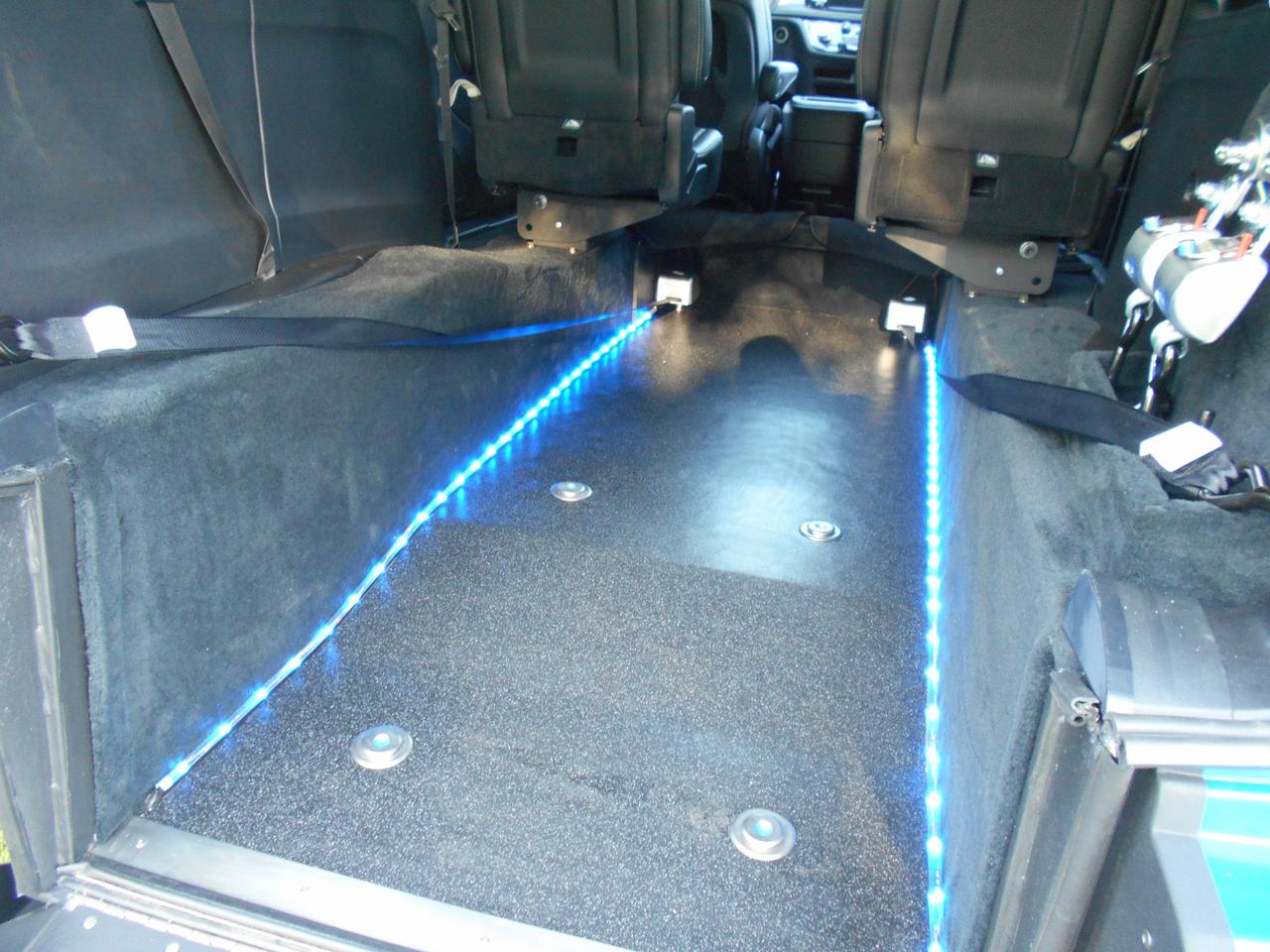 2027 Chrysler Pacifica Select S FWD-Wheelchair Accessible Rear Entry Photo