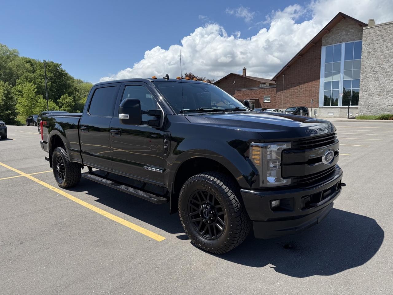 2019 Ford F-250 SUPER DUTY Lariat Photo