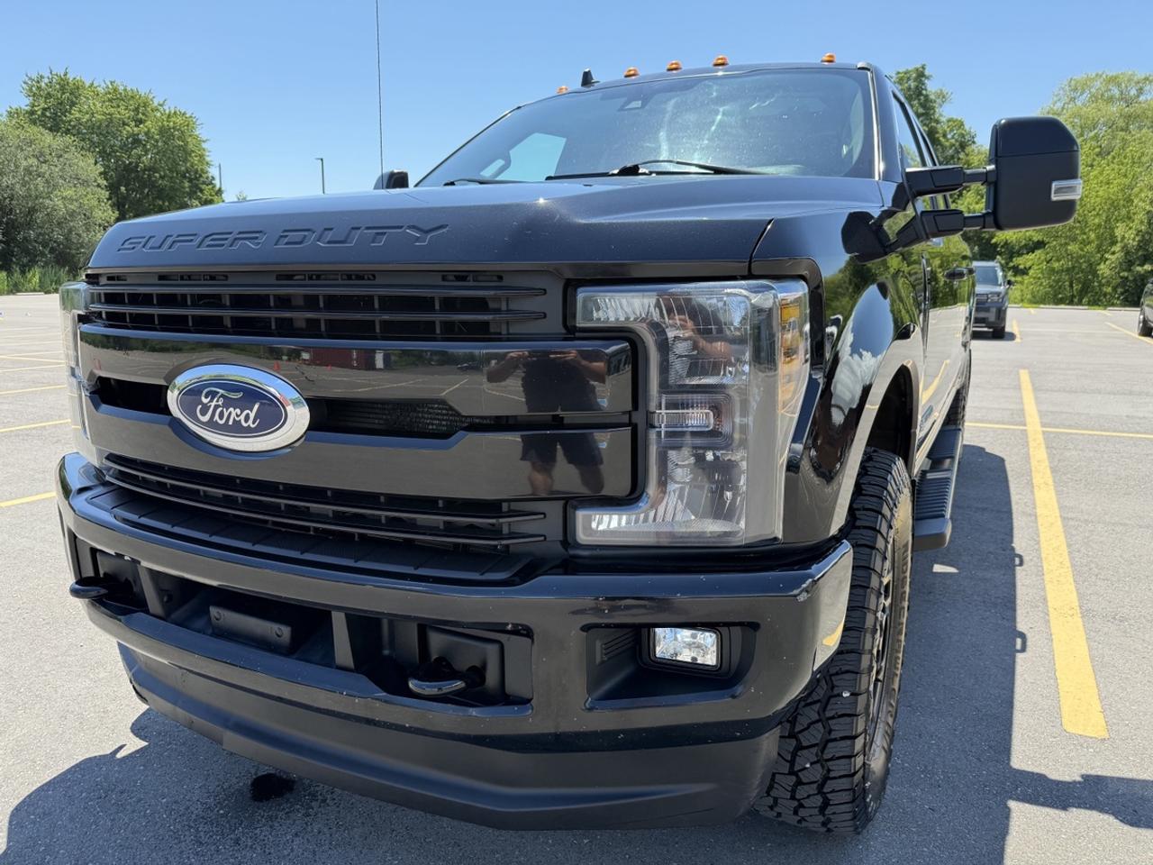 2019 Ford F-250 SUPER DUTY Lariat Photo