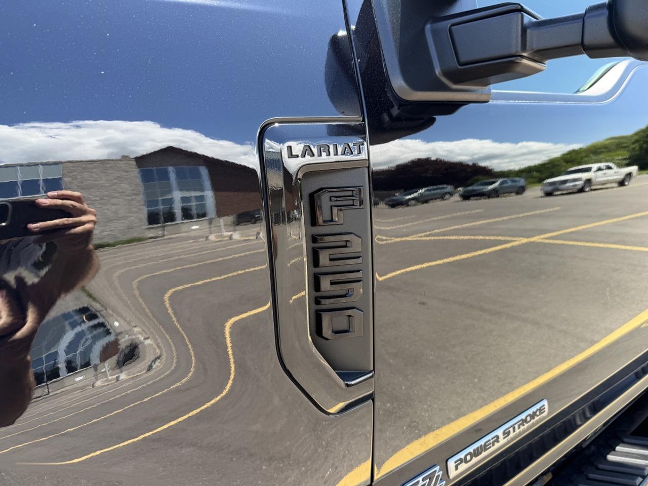 2019 Ford F-250 SUPER DUTY Lariat Photo