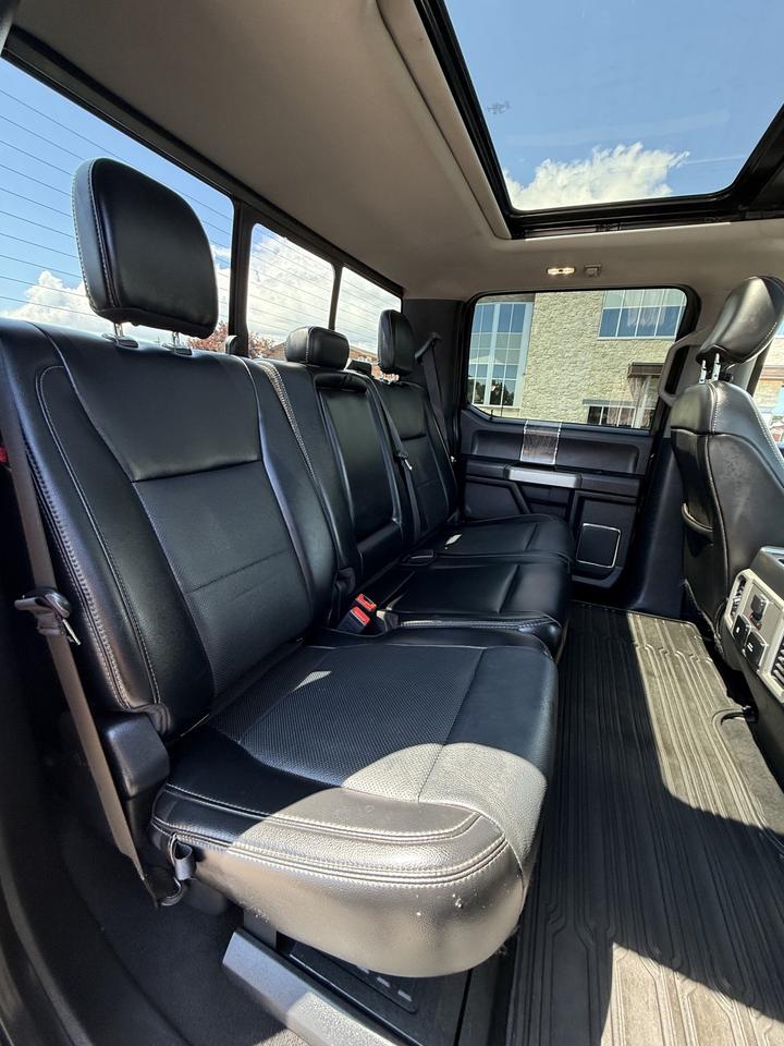 2019 Ford F-250 SUPER DUTY Lariat Photo