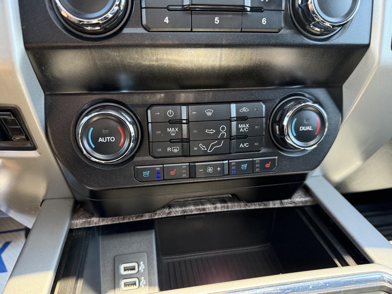 2019 Ford F-250 SUPER DUTY Lariat Photo