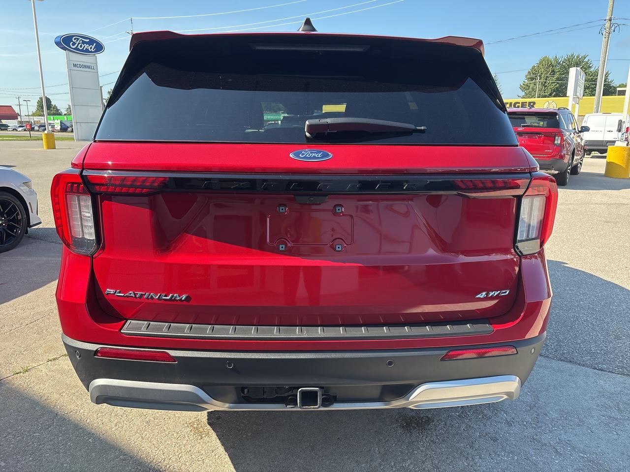 2025 Ford Explorer Platinum 4WD Photo