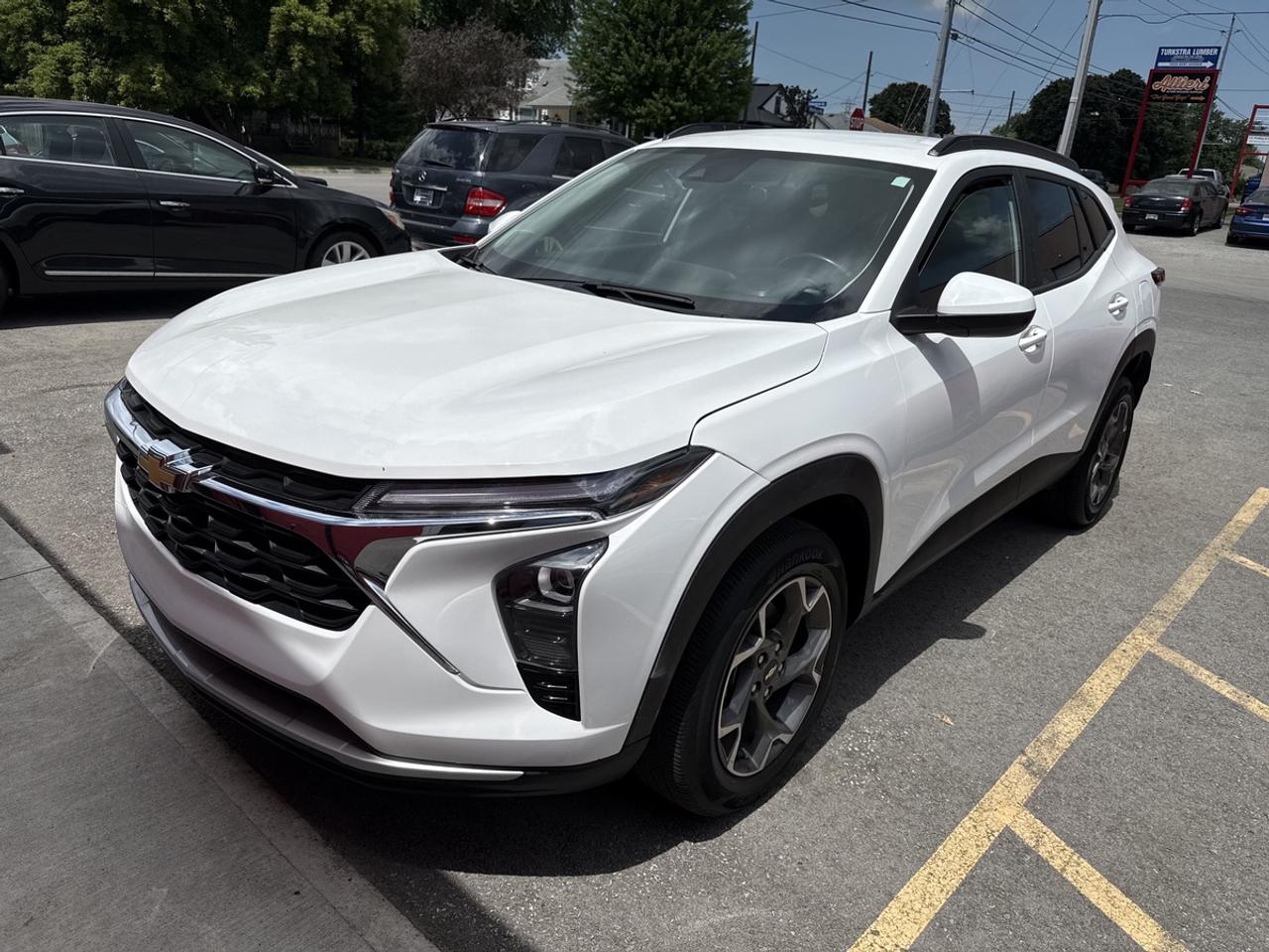 2024 Chevrolet Trax LT Photo