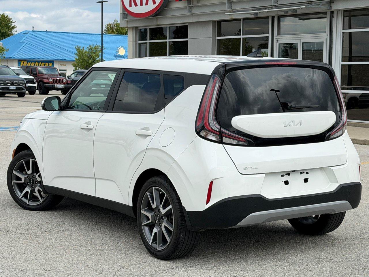 2024 Kia Soul EX PREMIUM Photo