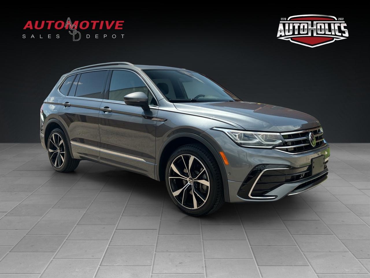 2024 Volkswagen Tiguan SEL R-Line Photo