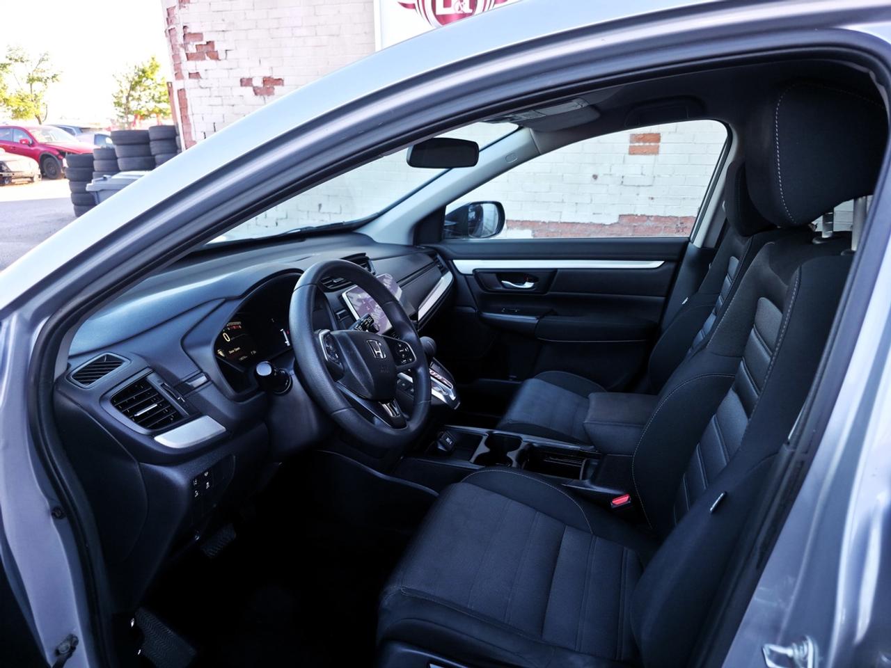 2017 Honda CR-V LX Photo