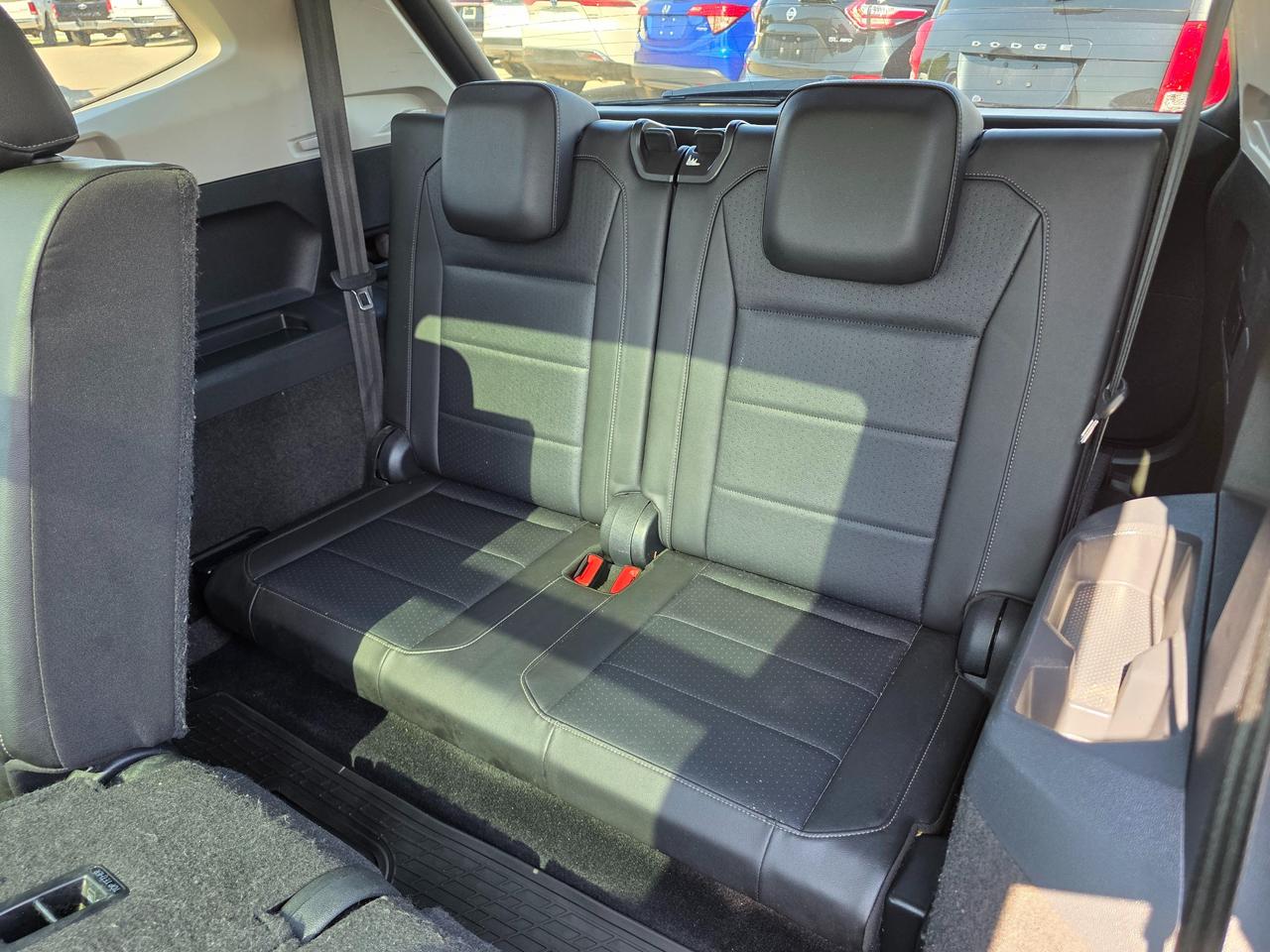 2018 Volkswagen Tiguan Comfortline 4dr All-wheel Drive 4MOTION Photo