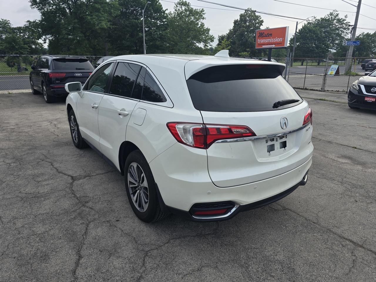 2016 Acura RDX Advanced Photo