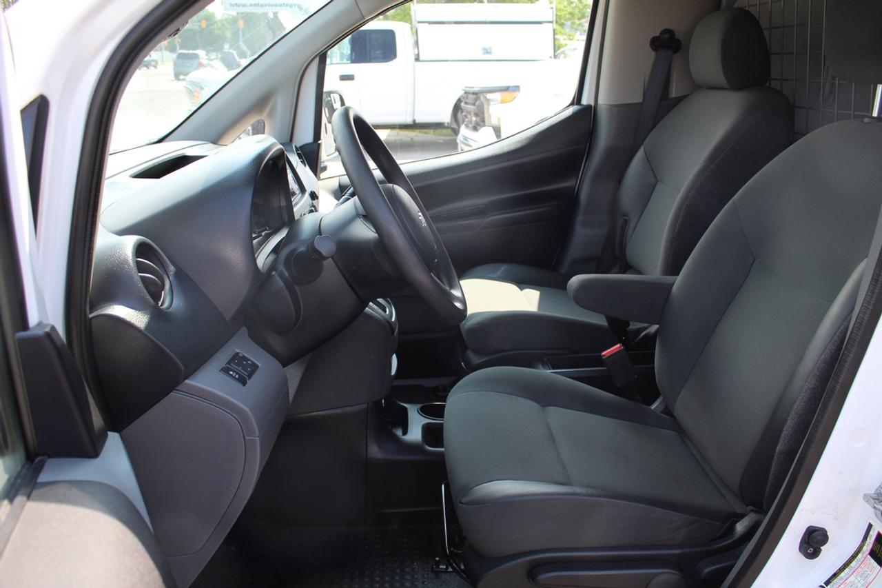 2015 Chevrolet City Express LT Ladder Rack Shelving Pwr option Photo