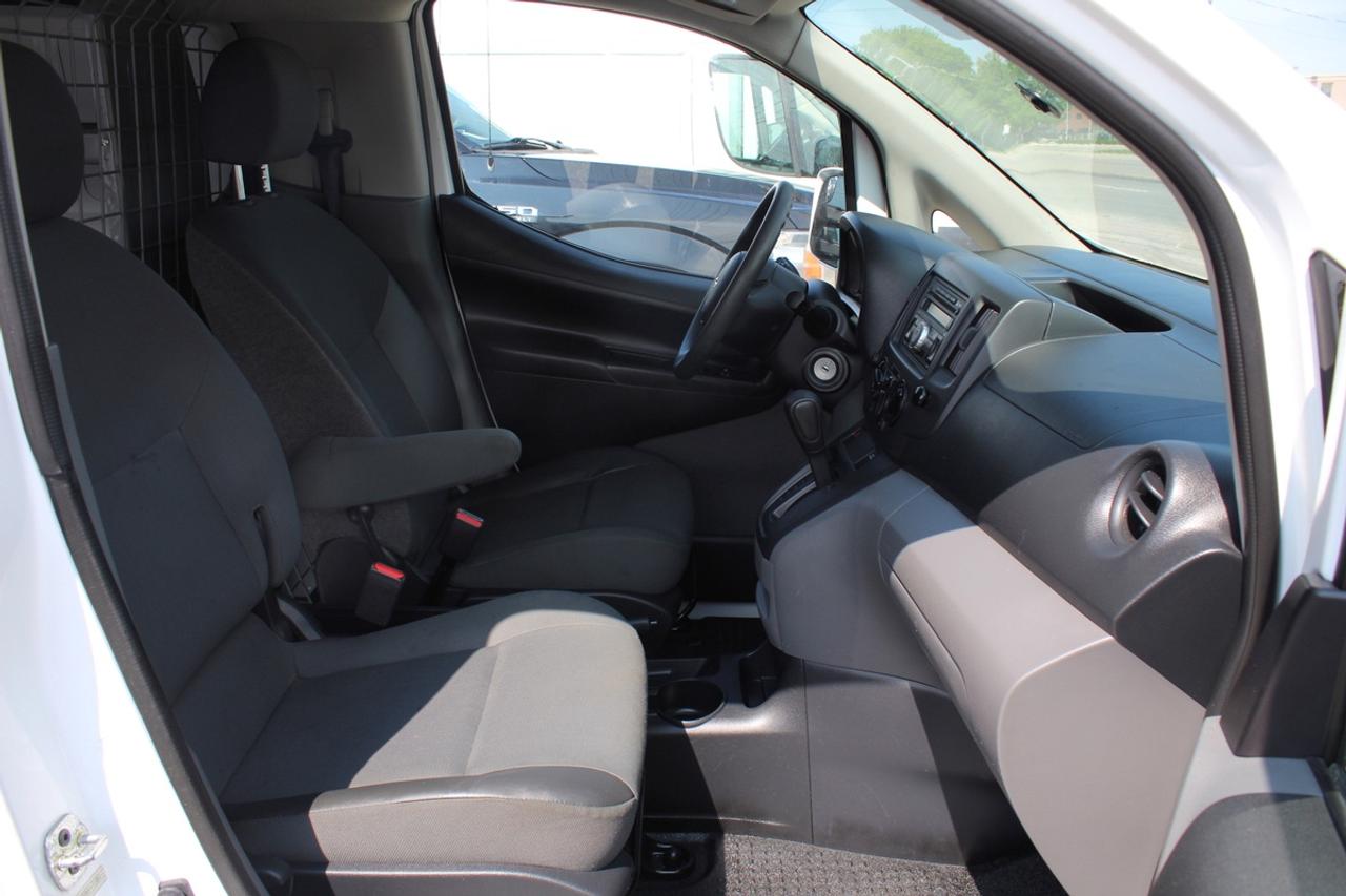 2015 Chevrolet City Express LT Ladder Rack Shelving Pwr option Photo