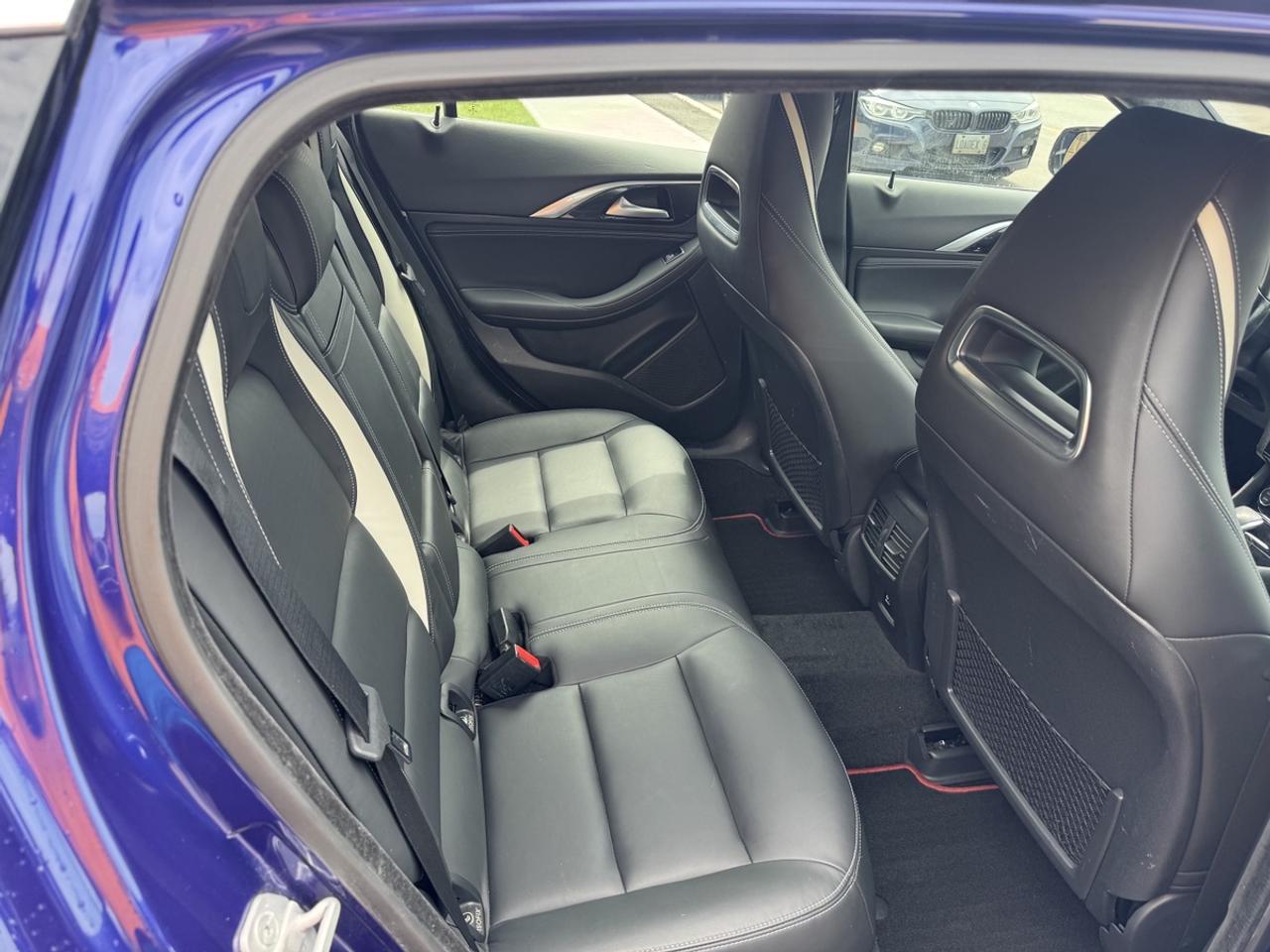 2017 Infiniti QX30 S Premium Photo