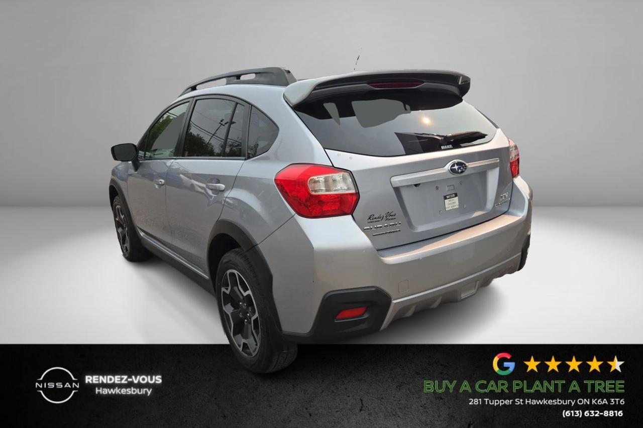2015 Subaru XV Crosstrek 2.0i w/Touring Pkg Photo