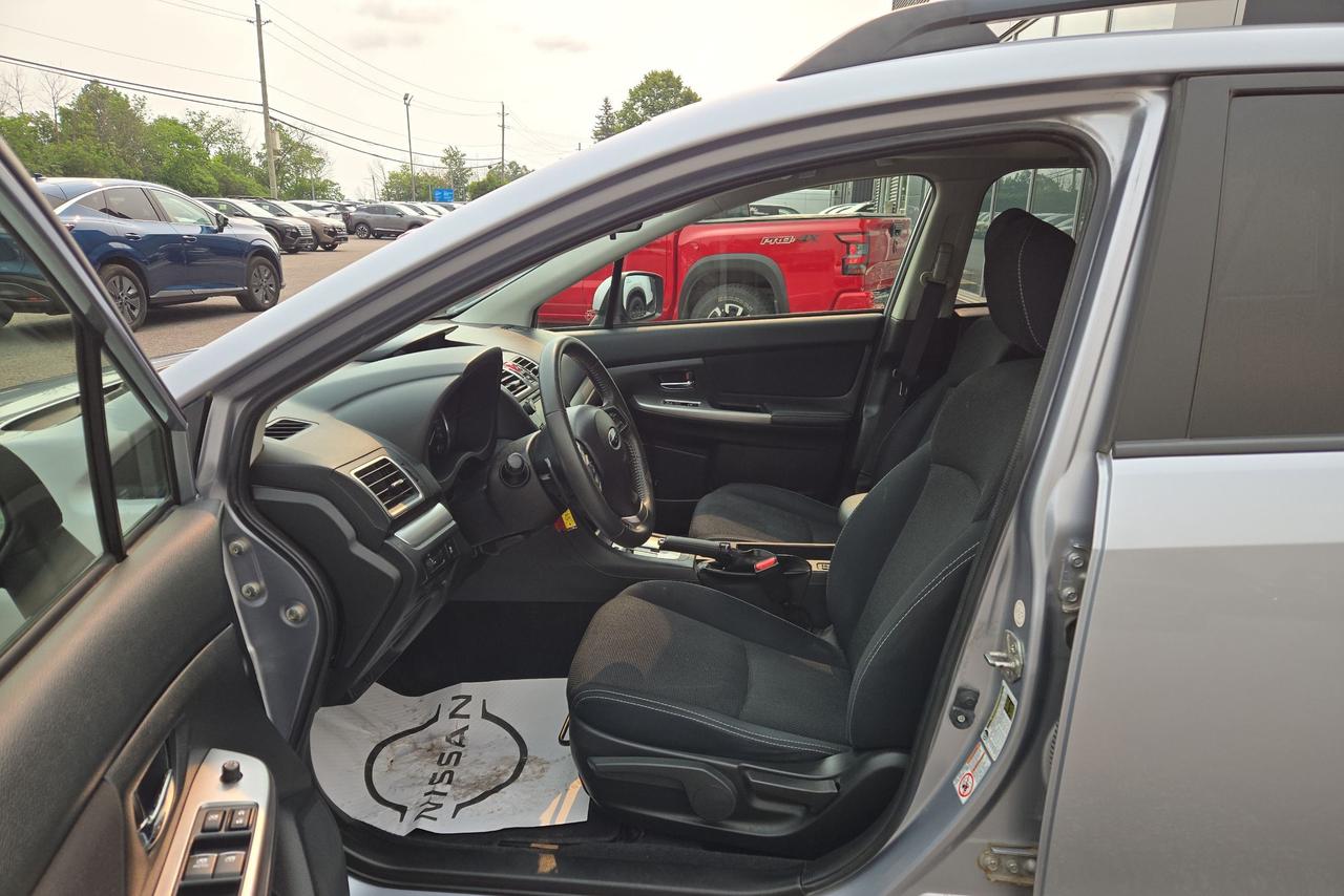2015 Subaru XV Crosstrek 2.0i w/Touring Pkg Photo