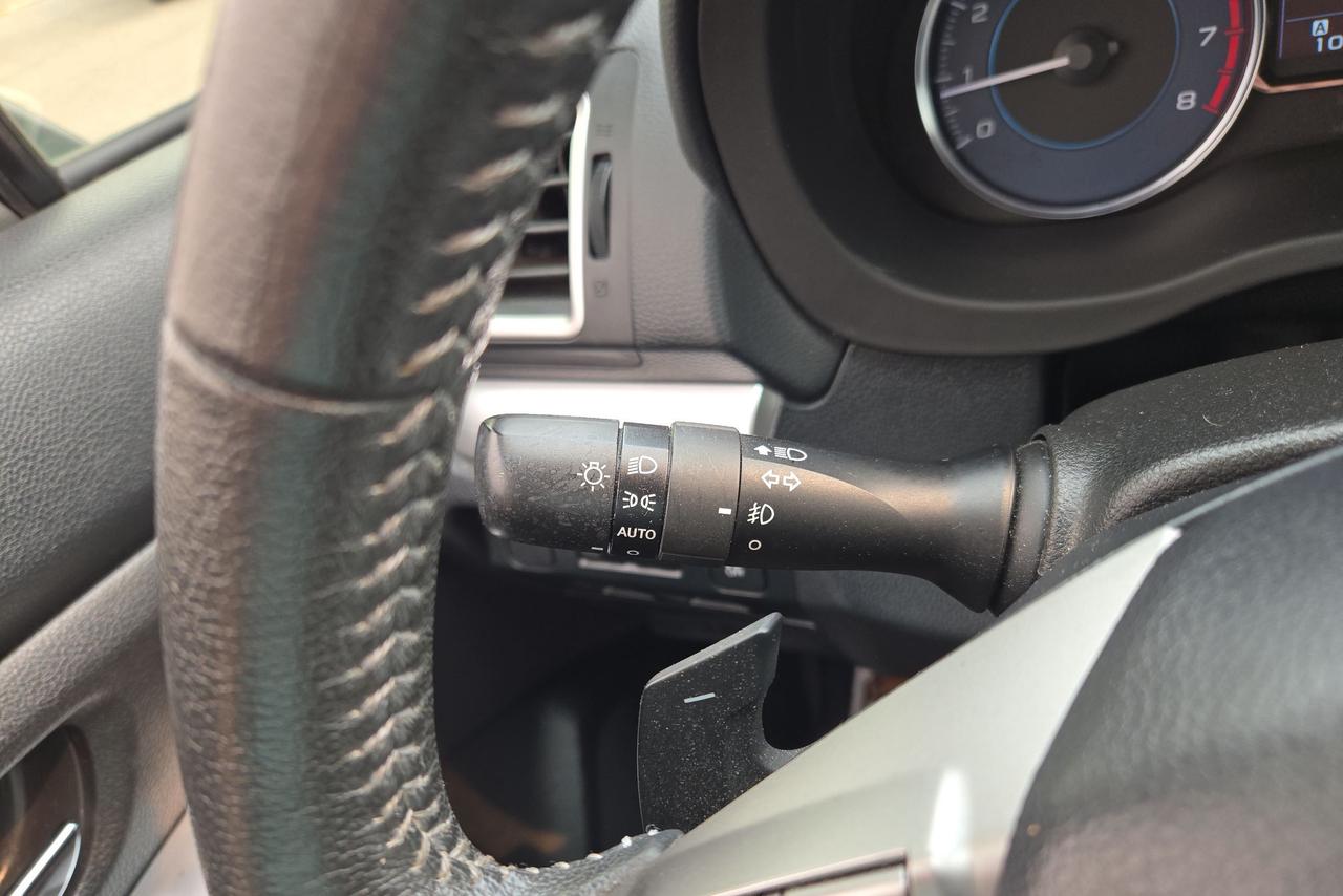 2015 Subaru XV Crosstrek 2.0i w/Touring Pkg Photo