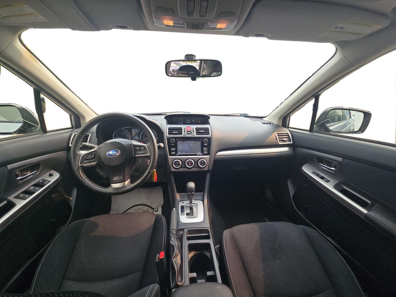 2015 Subaru XV Crosstrek 2.0i w/Touring Pkg Photo