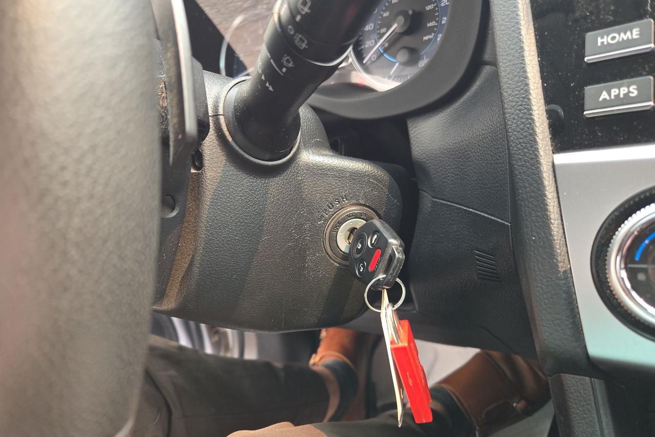 2015 Subaru XV Crosstrek 2.0i w/Touring Pkg Photo